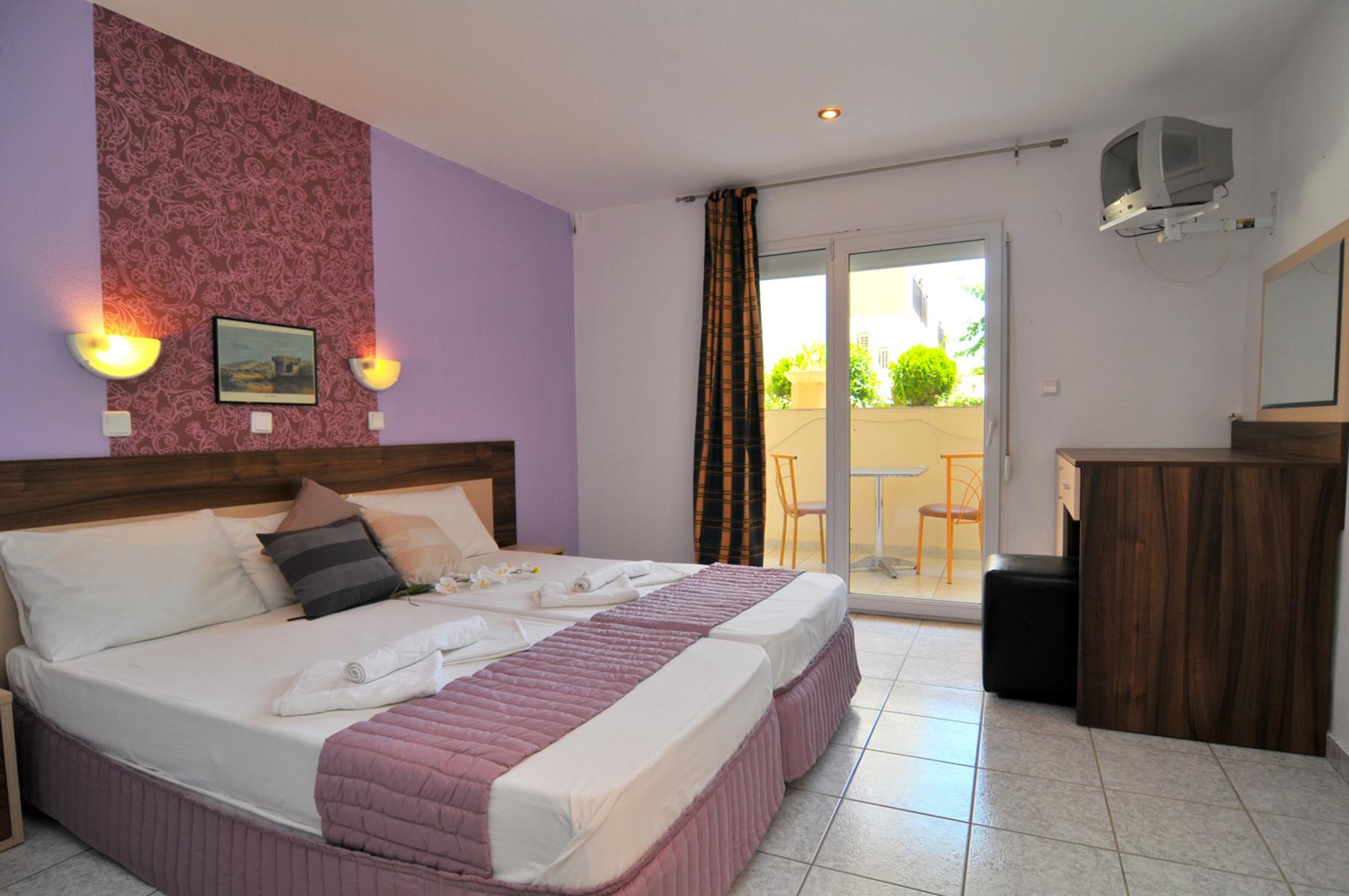 Hotel Ellas — photo 5
