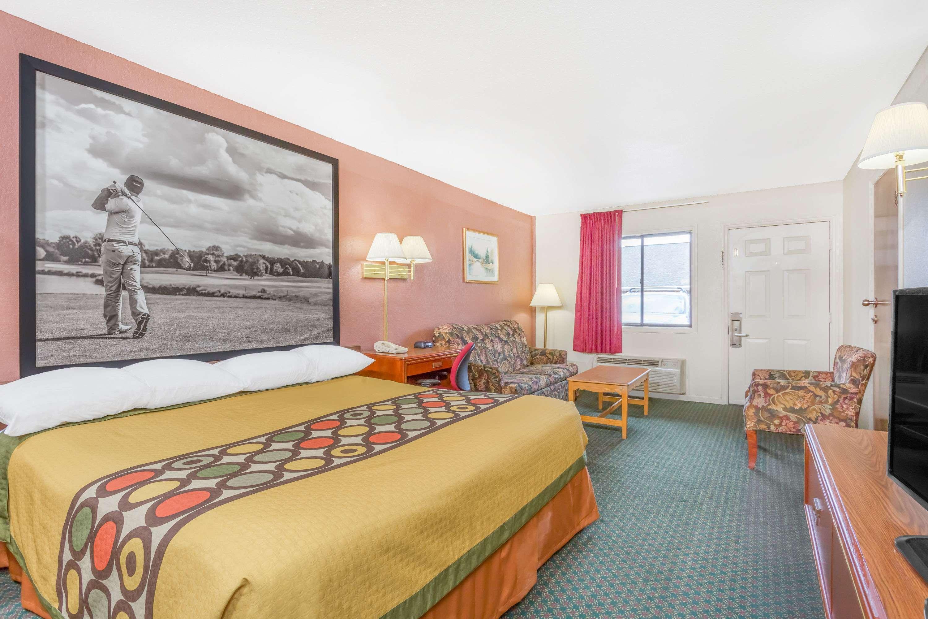 Super 8 by Wyndham Santee — photo 5