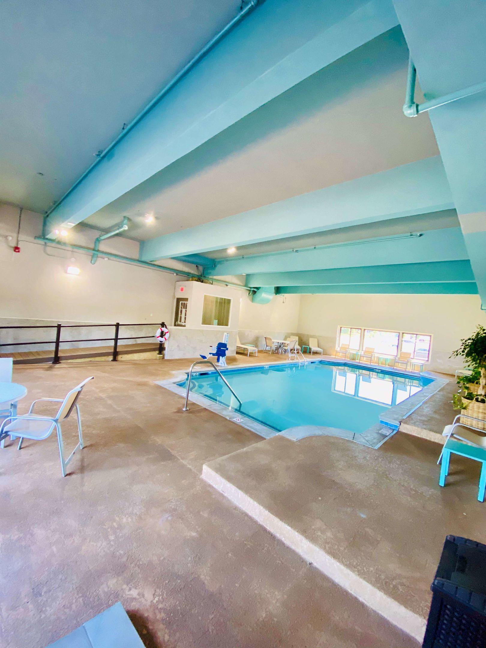 Best Western Plus Landmark Inn — photo 4