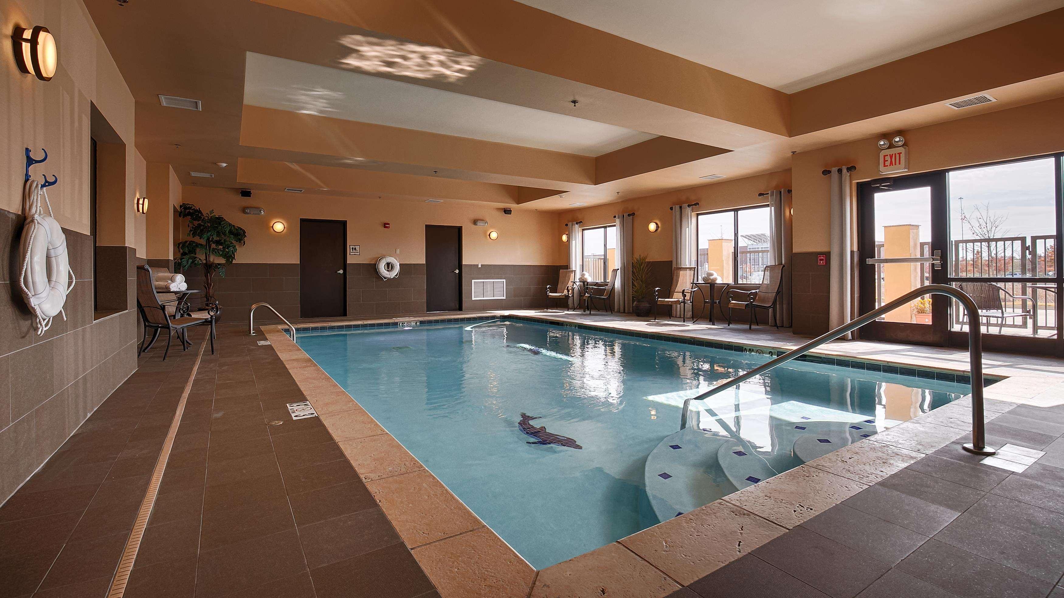 Best Western Plus Tupelo Inn & Suites — photo 3
