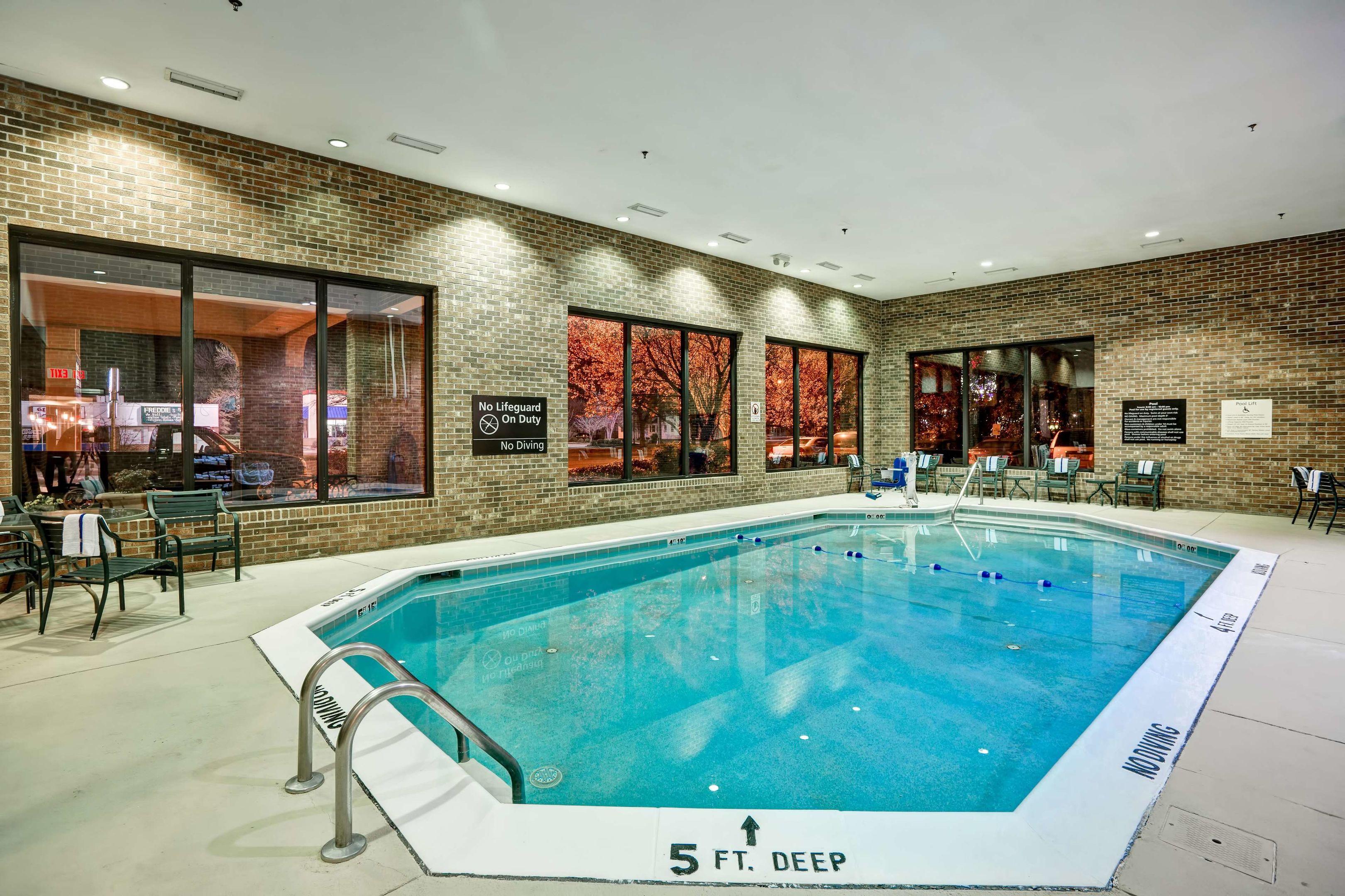 Hampton Inn Norfolk Naval Base — photo 5