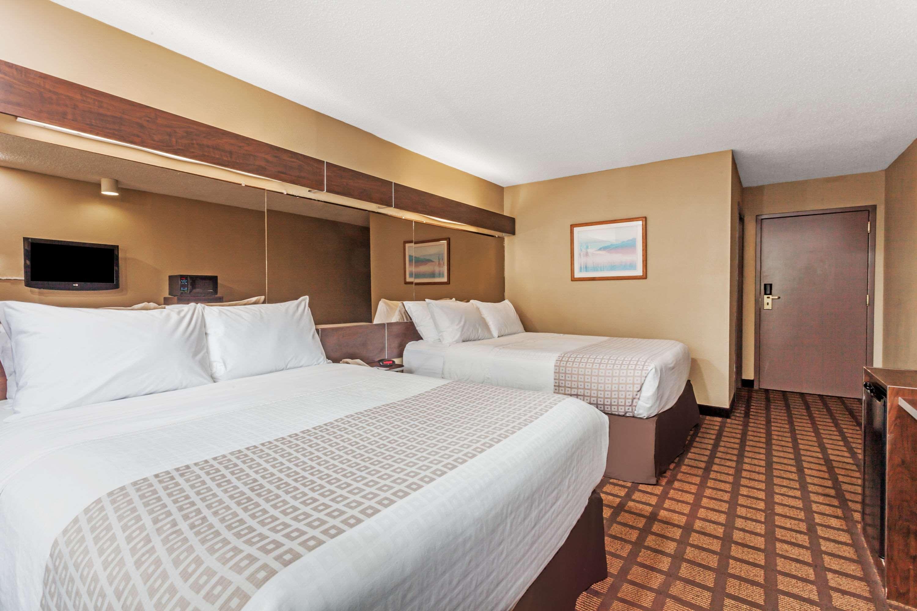 Microtel Inn Lexington — photo 4