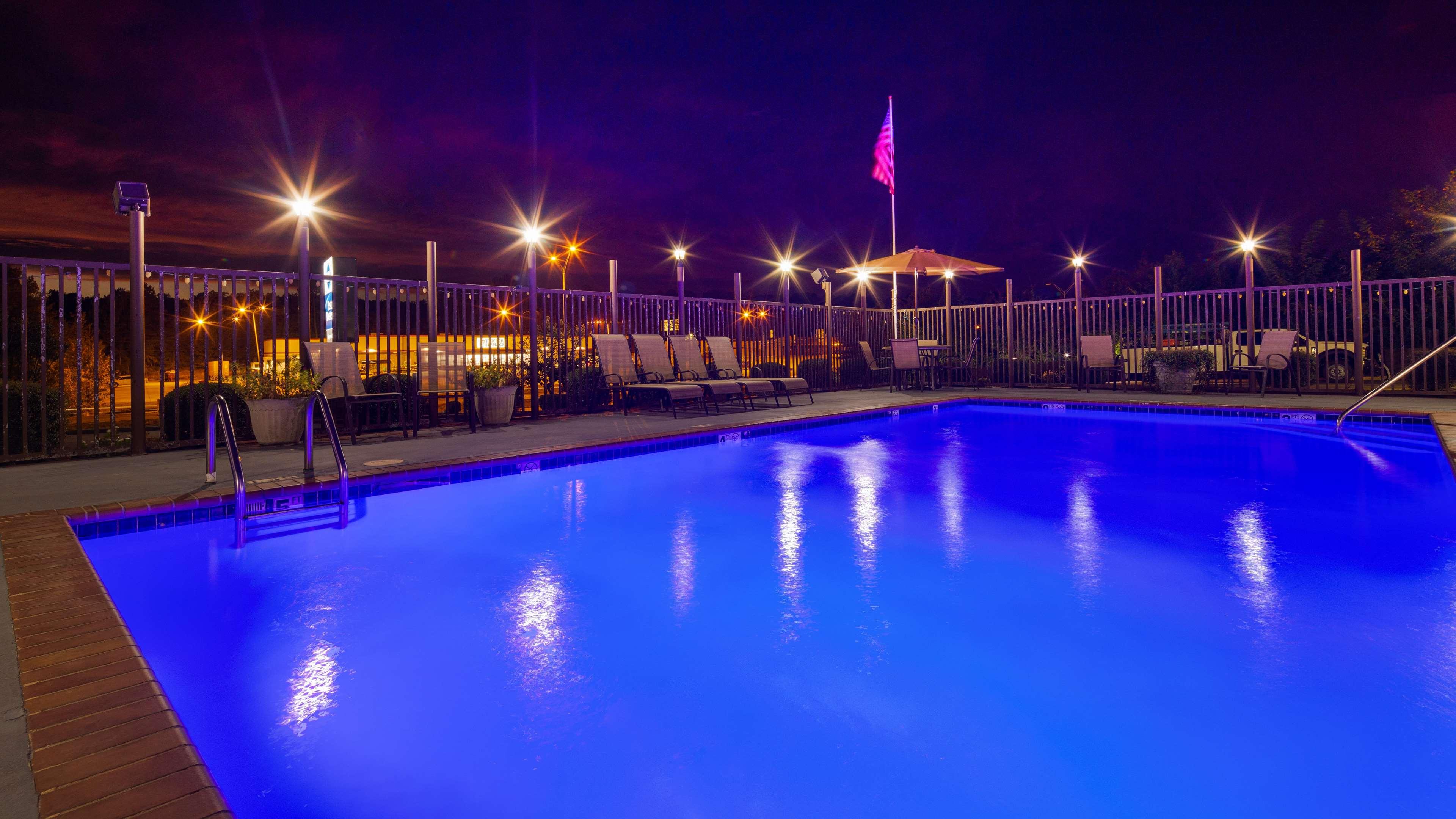 Best Western Pineywoods Inn — photo 5