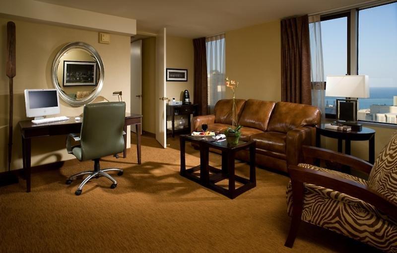 Hampton Inn Chicago Downtown/Magnificent Mile — photo 5