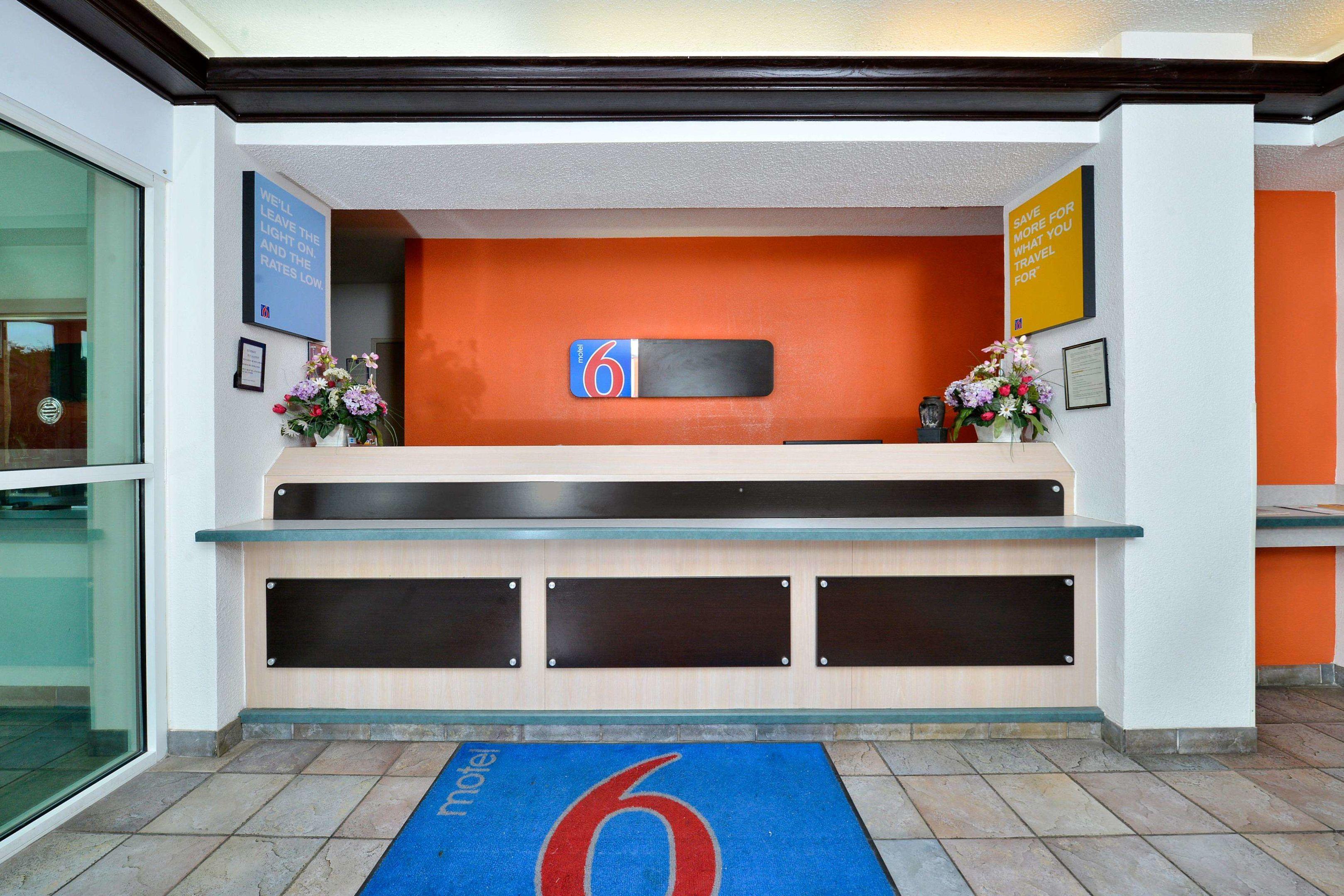 Motel 6 — photo 3