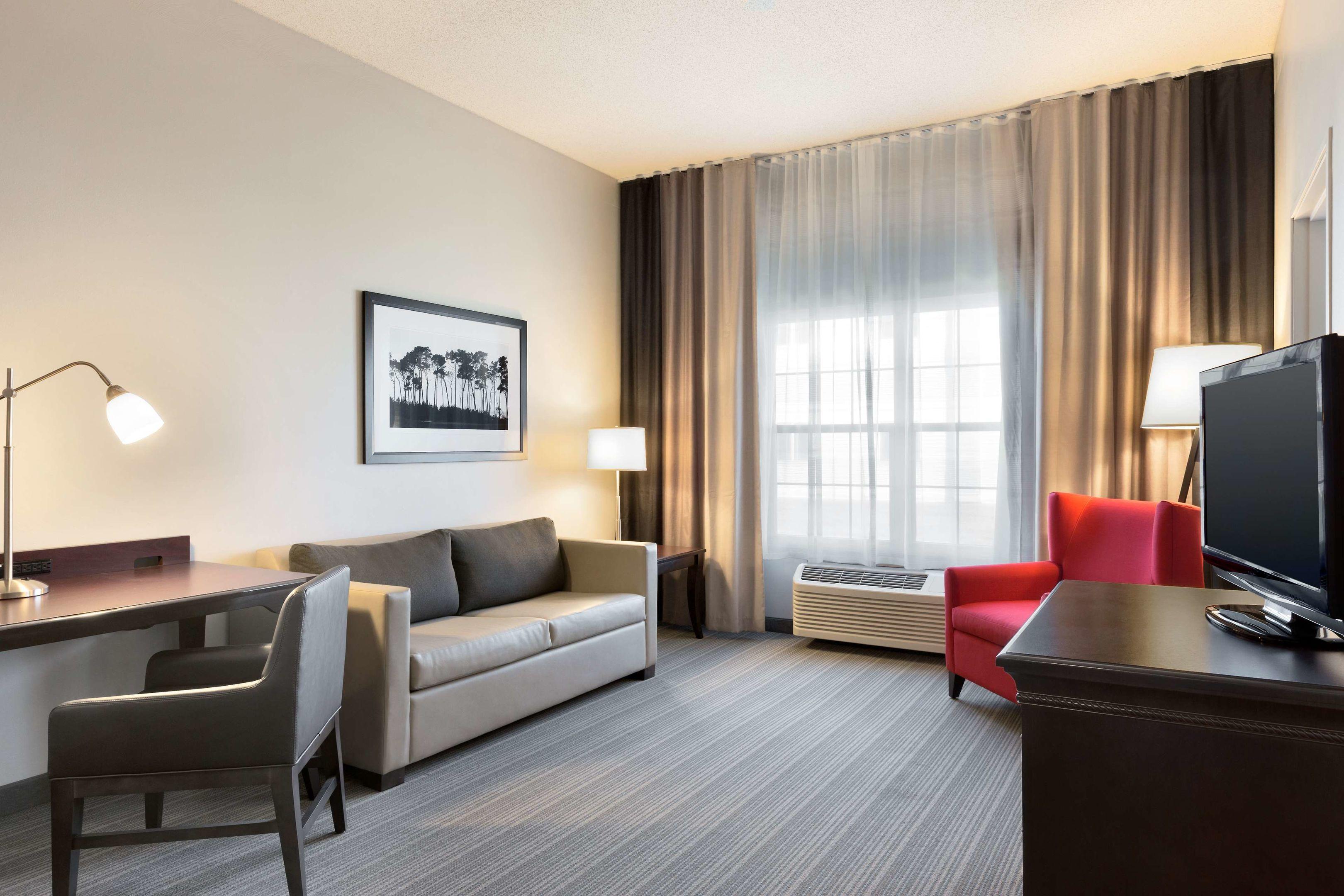 Country Inn & Suites by Radisson, Kearney, NE — photo 5