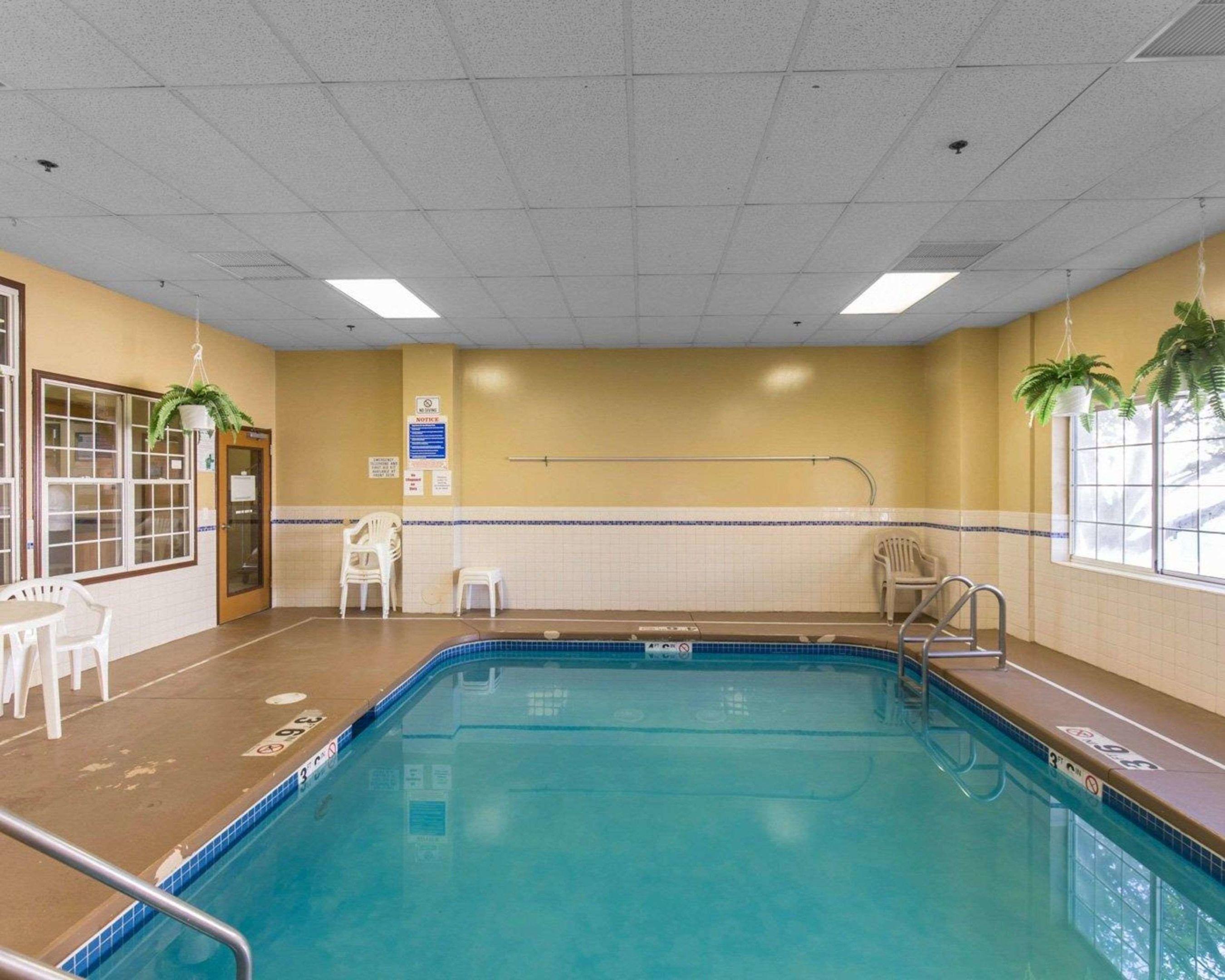 Quality Inn Cedar Rapids — photo 4