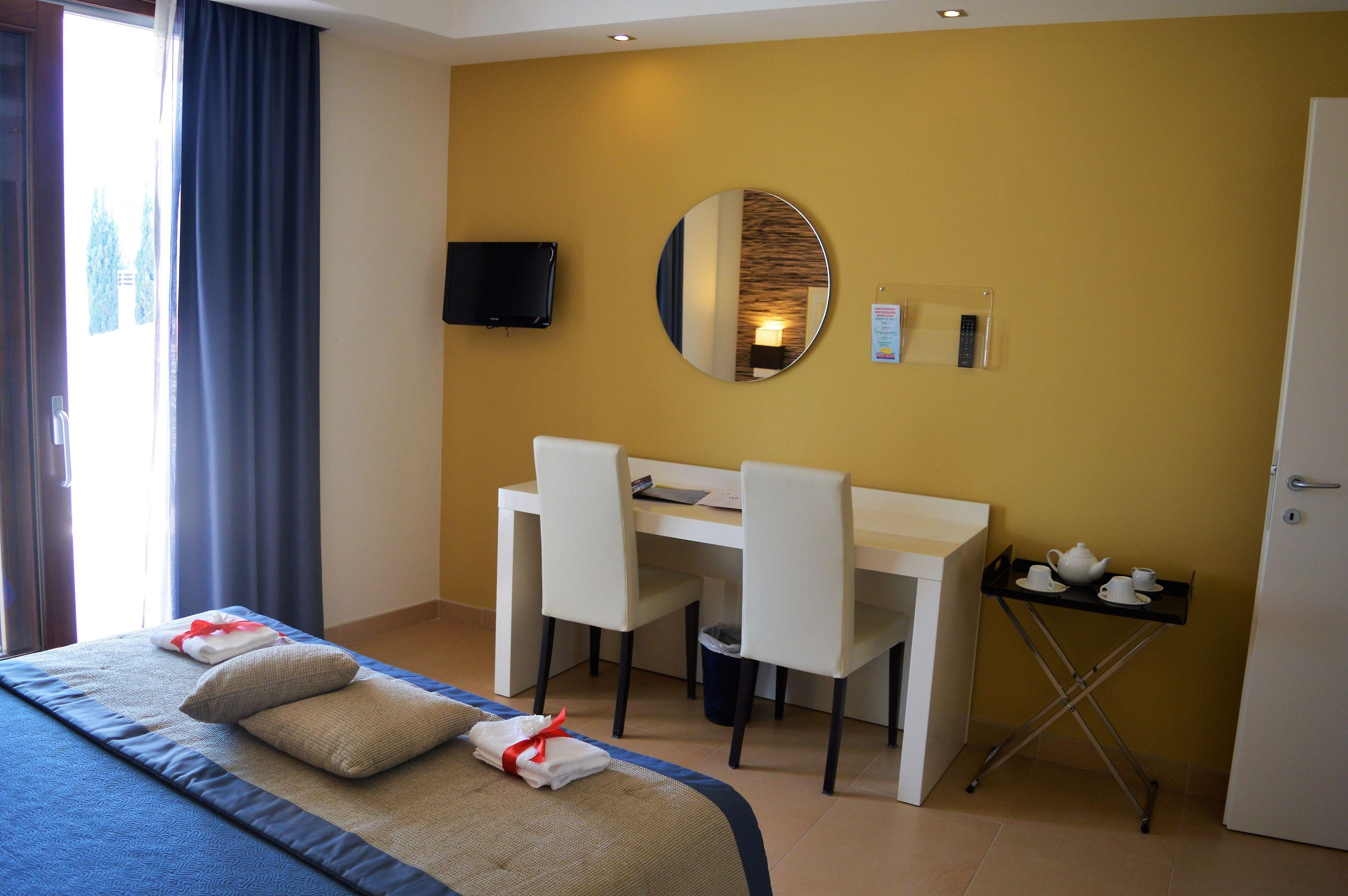 Prince Franklyn Hotel — photo 3