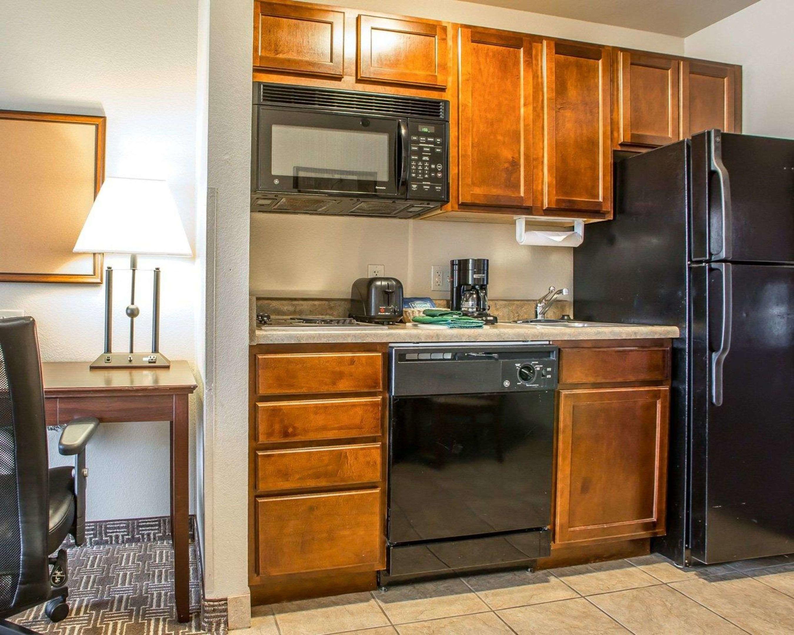 MainStay Suites St. Robert - Fort Leonard Wood — photo 5