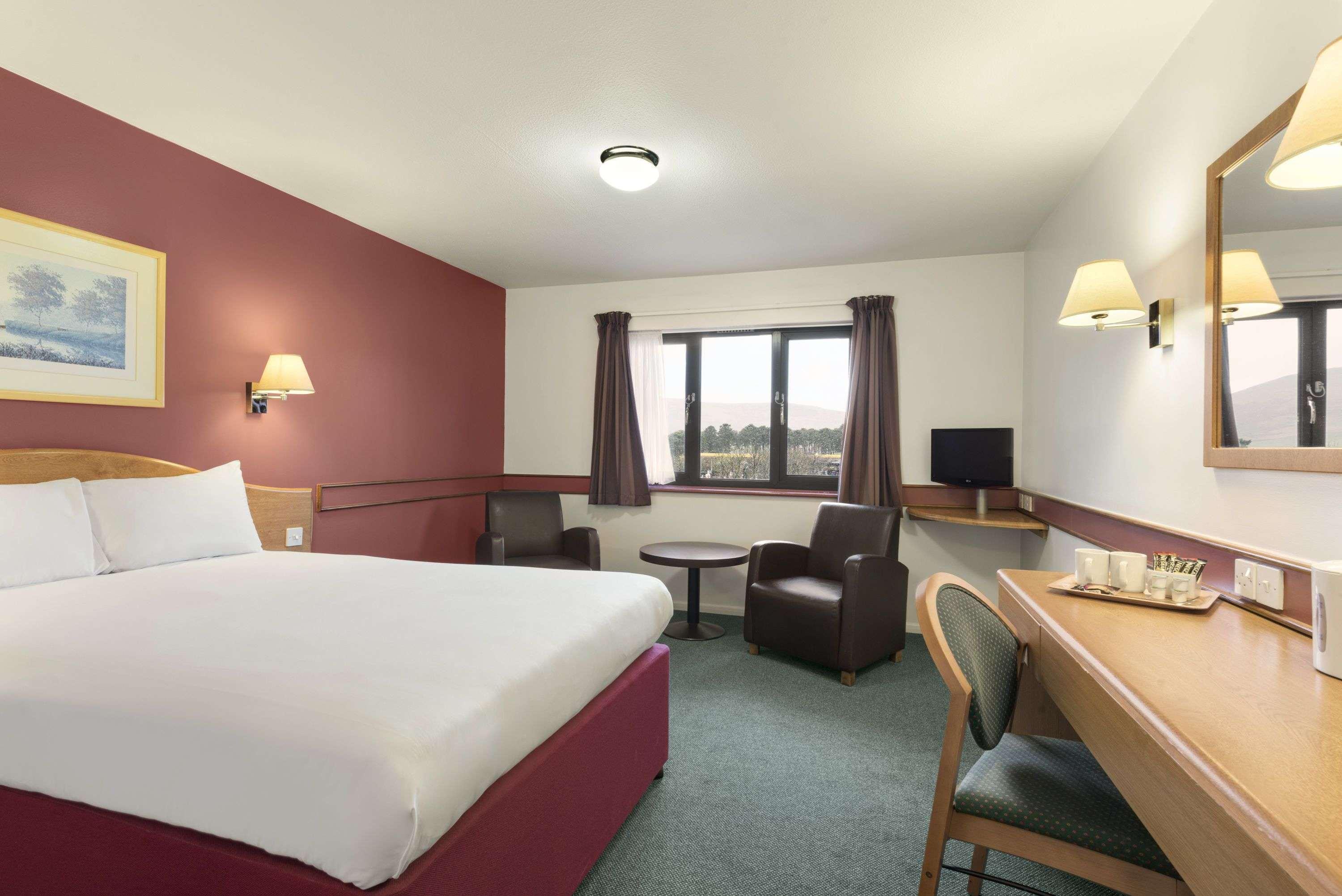 Days Inn Abington M74 — photo 3