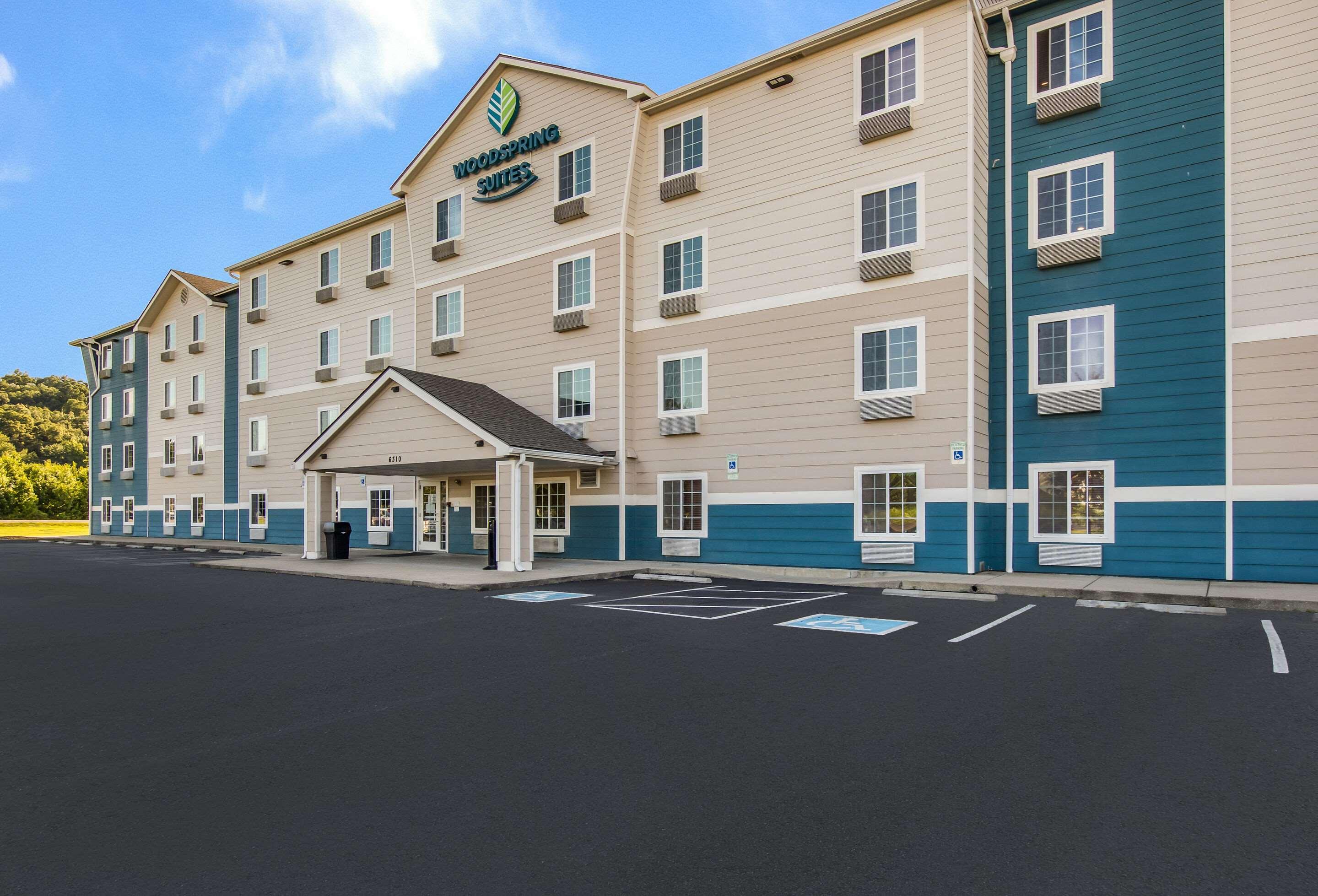 WoodSpring Suites Louisville South — photo 3