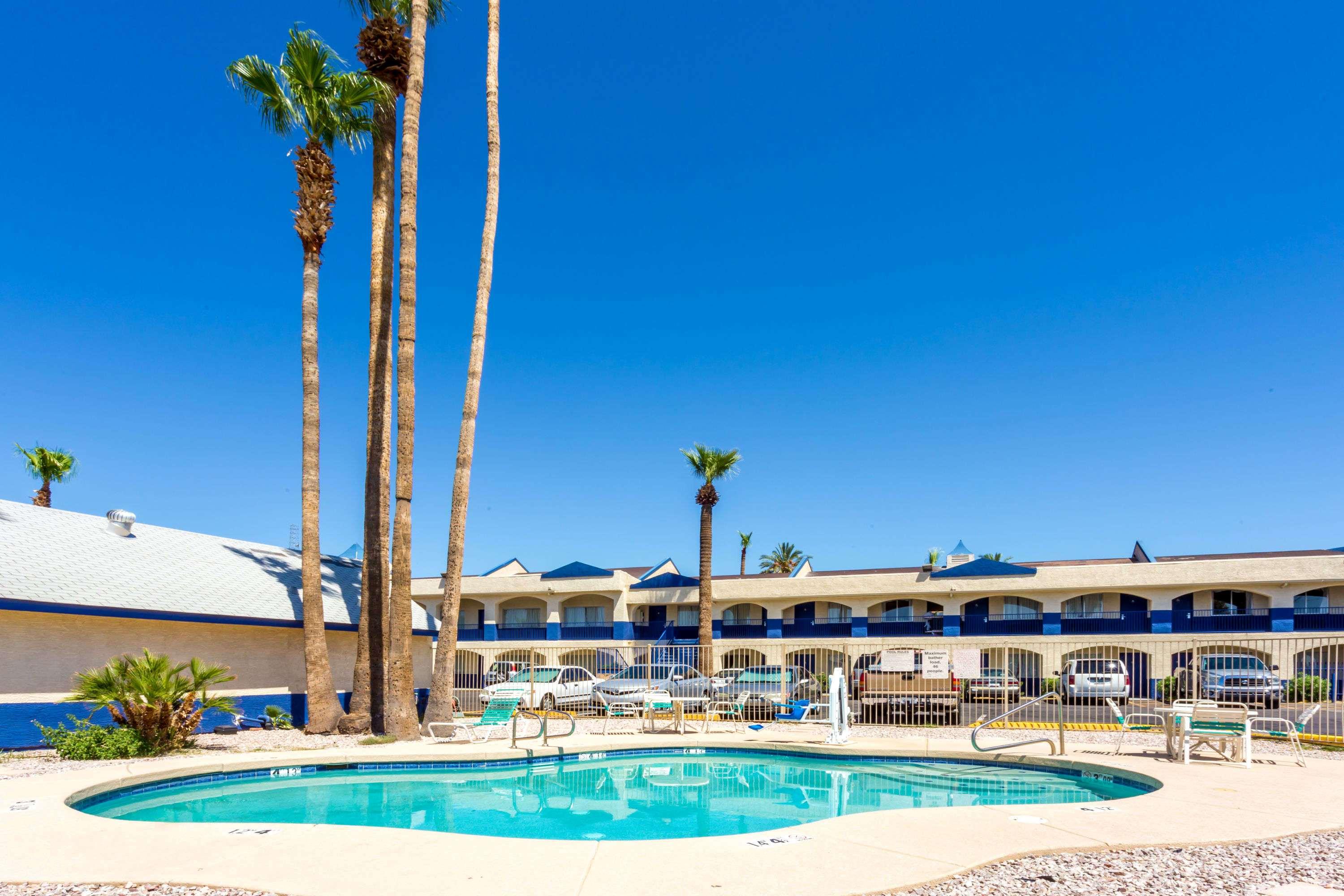Days Inn Airport Phoenix — photo 4