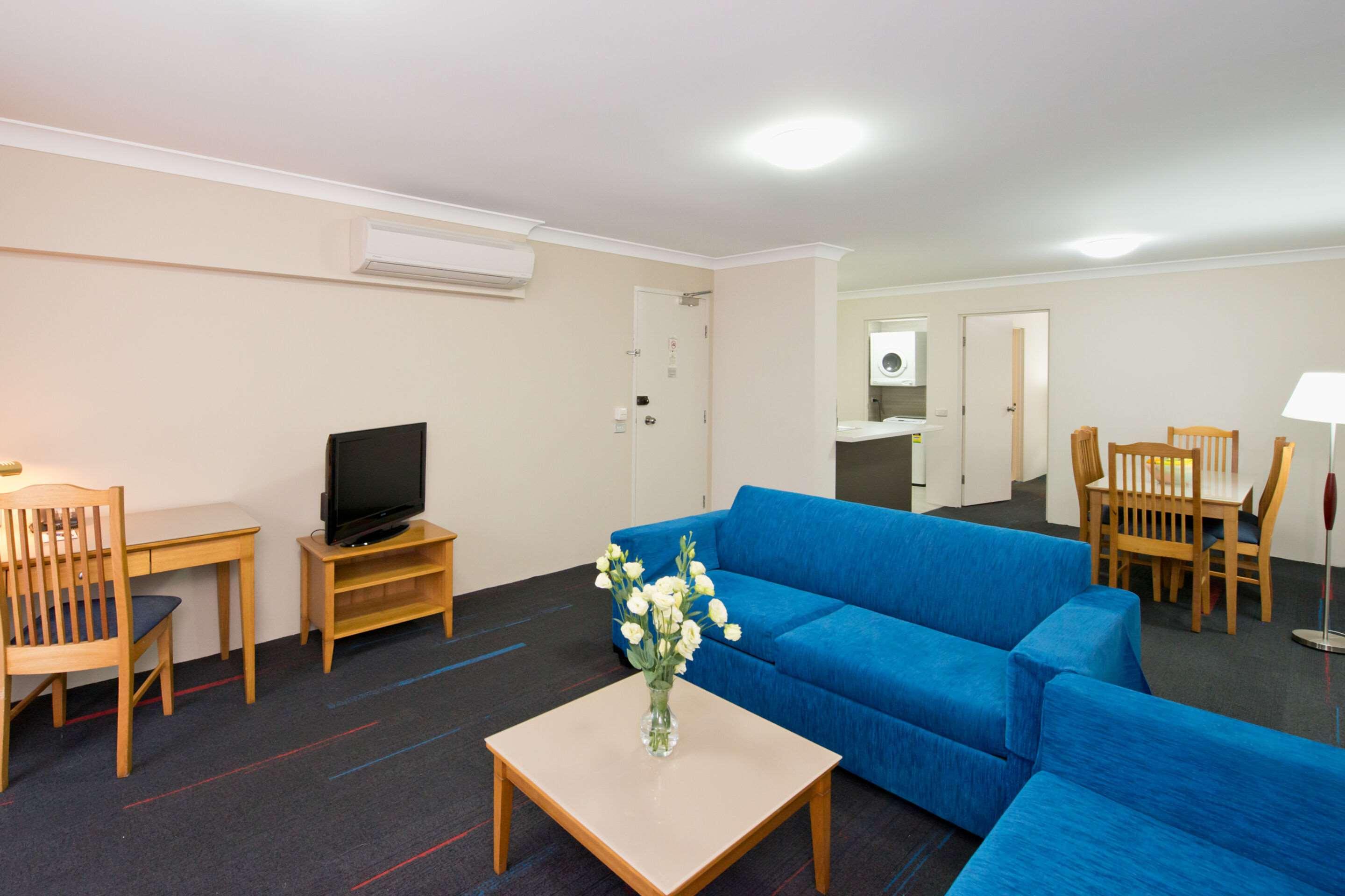 APX Apartments Parramatta — photo 5