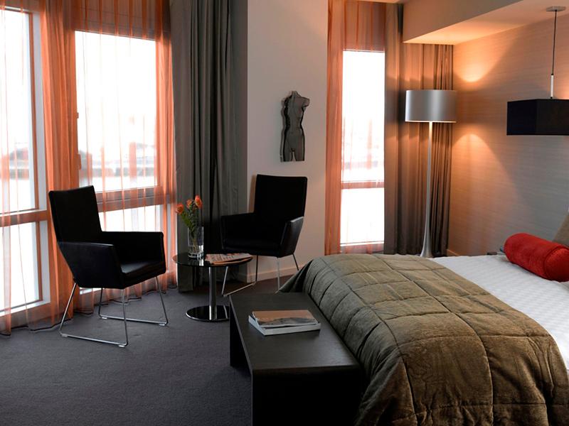 Radisson Blu Edwardian New Providence Wharf Hotel — photo 5