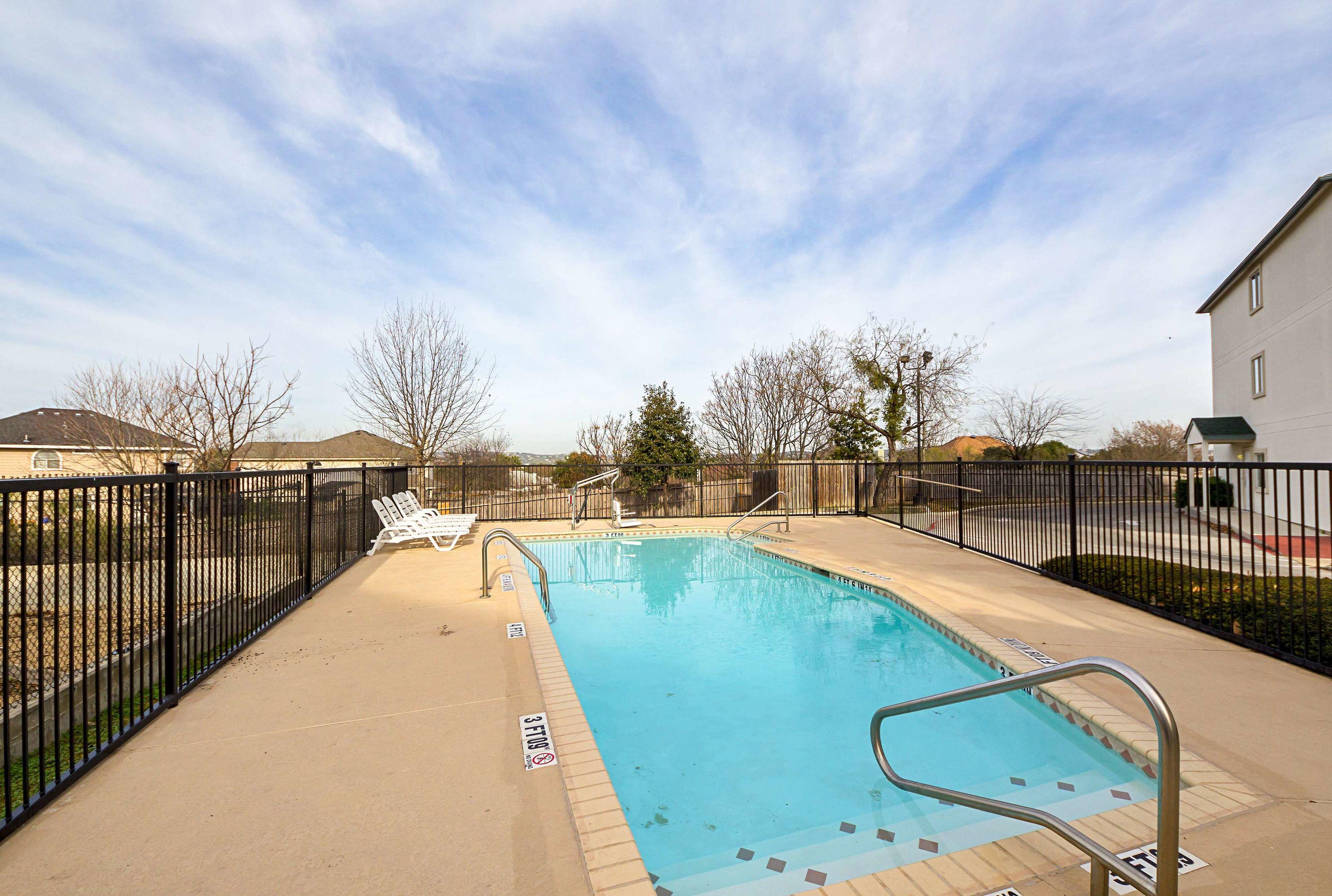 Motel 6 San Antonio Sea World North — photo 5