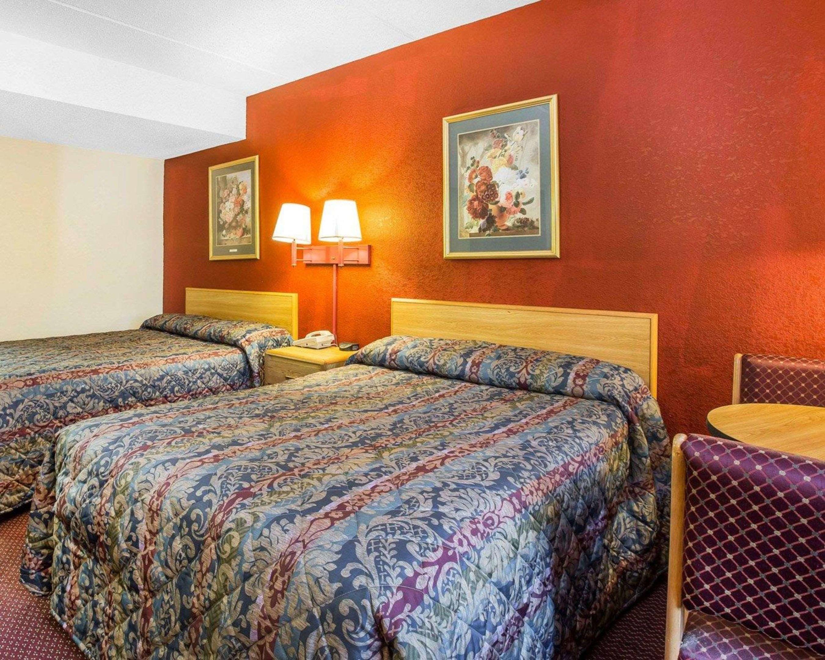 Econo Lodge Jonesboro — photo 5