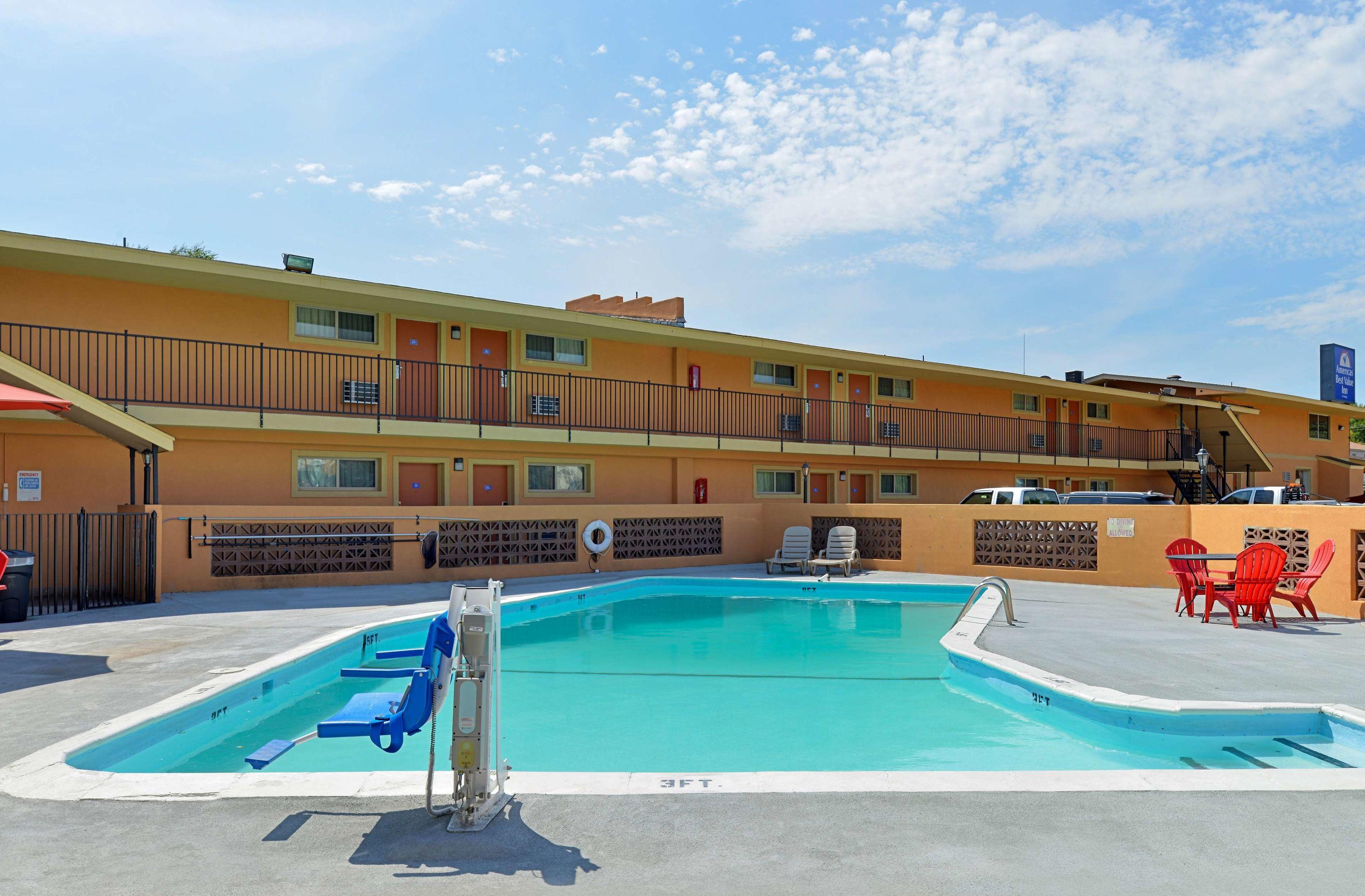 Americas Best Value Inn Ponca City — photo 4