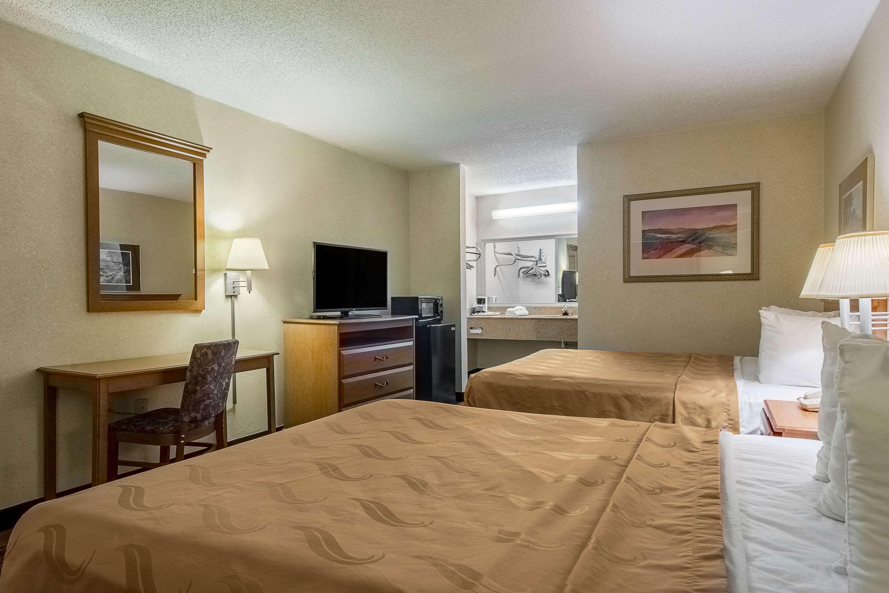 Quality Inn — photo 4