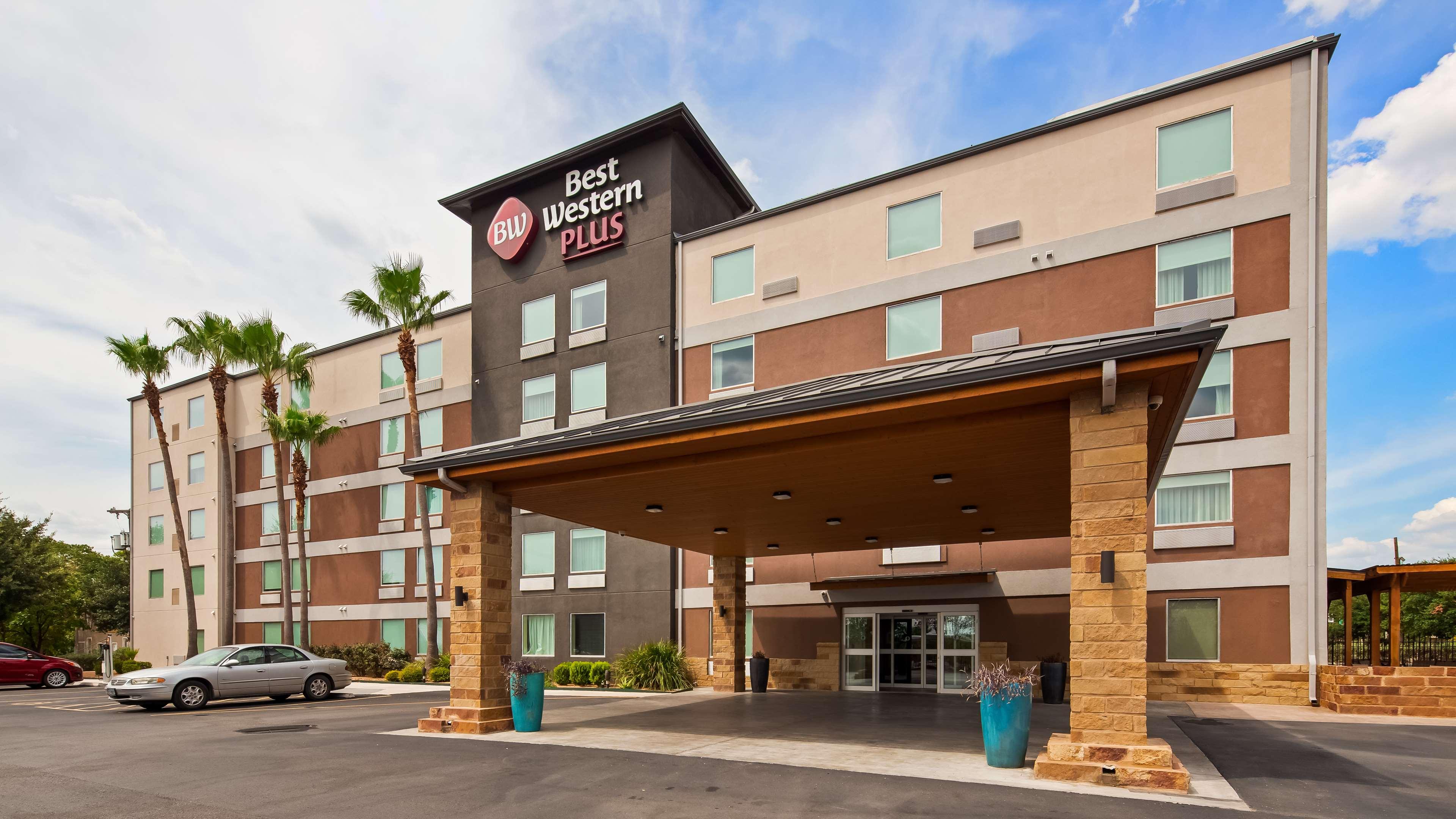 Best Western Plus Downtown North — photo 4