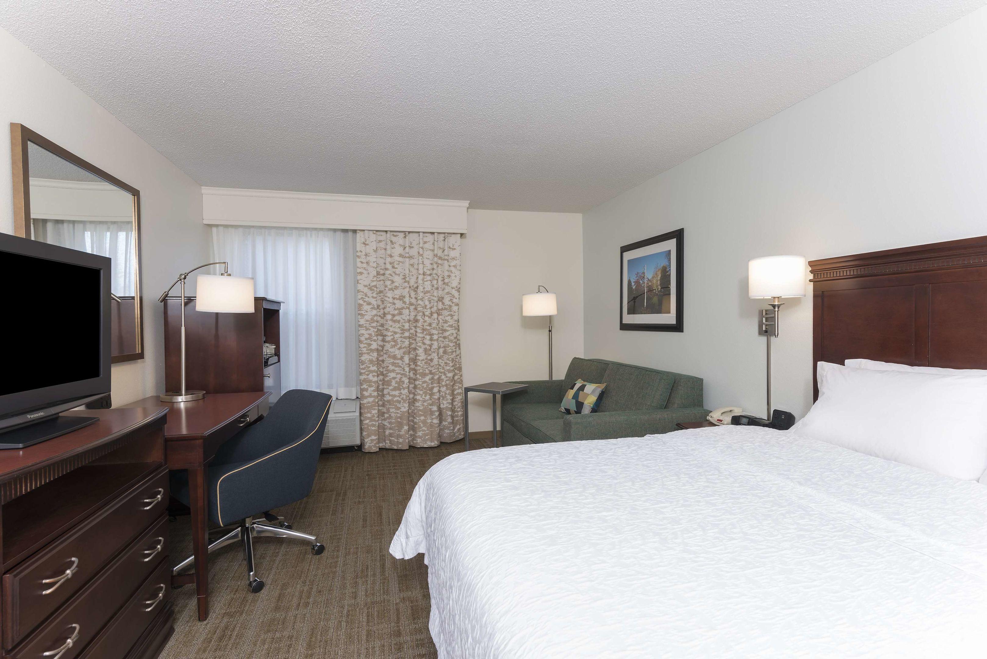 Hampton Inn East Lansing — photo 5