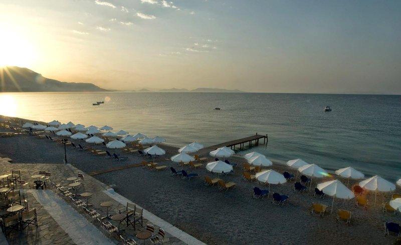 Kinetta Beach Resort & Spa — photo 4