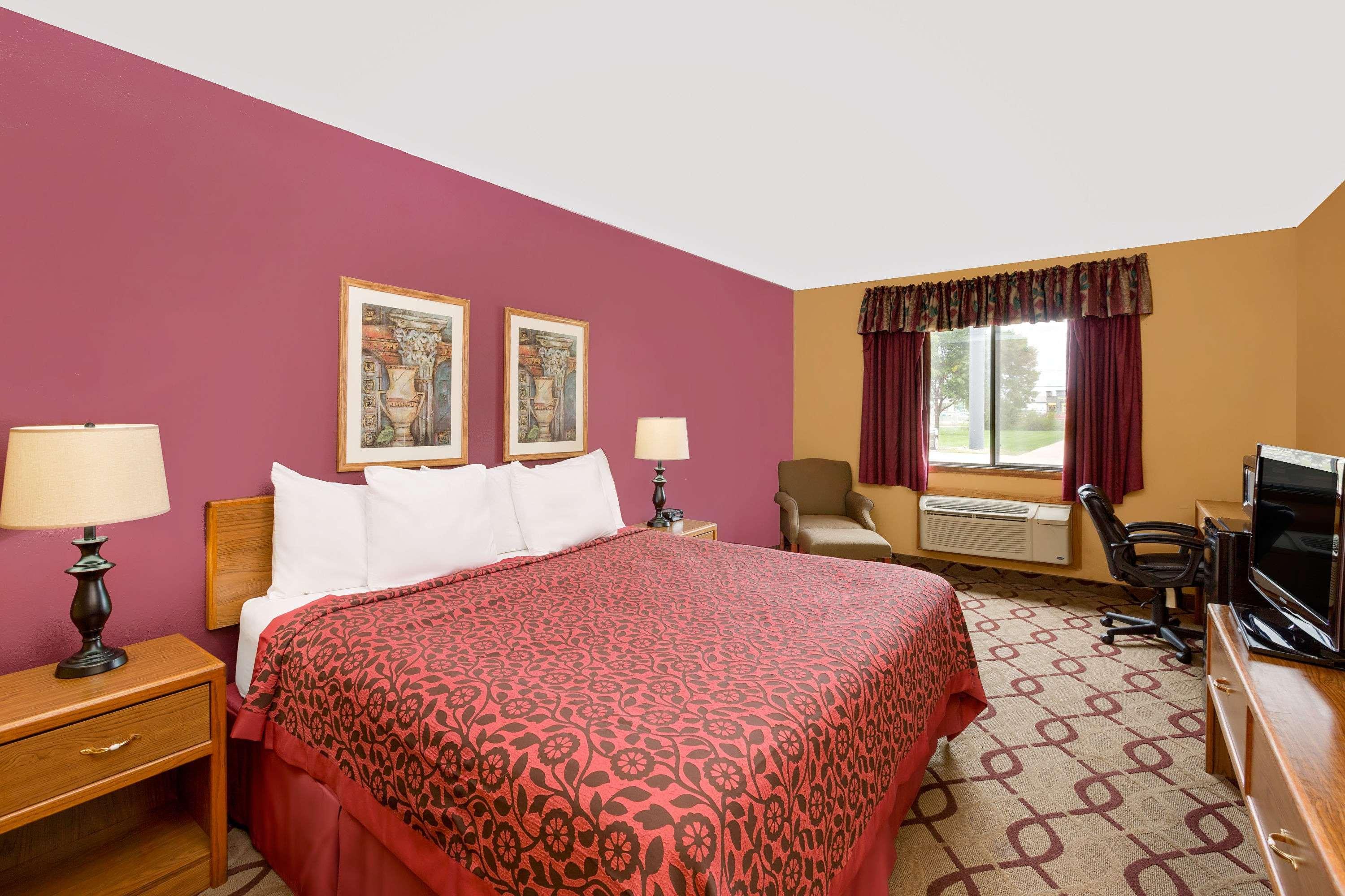 Days Inn North Sioux City — photo 4