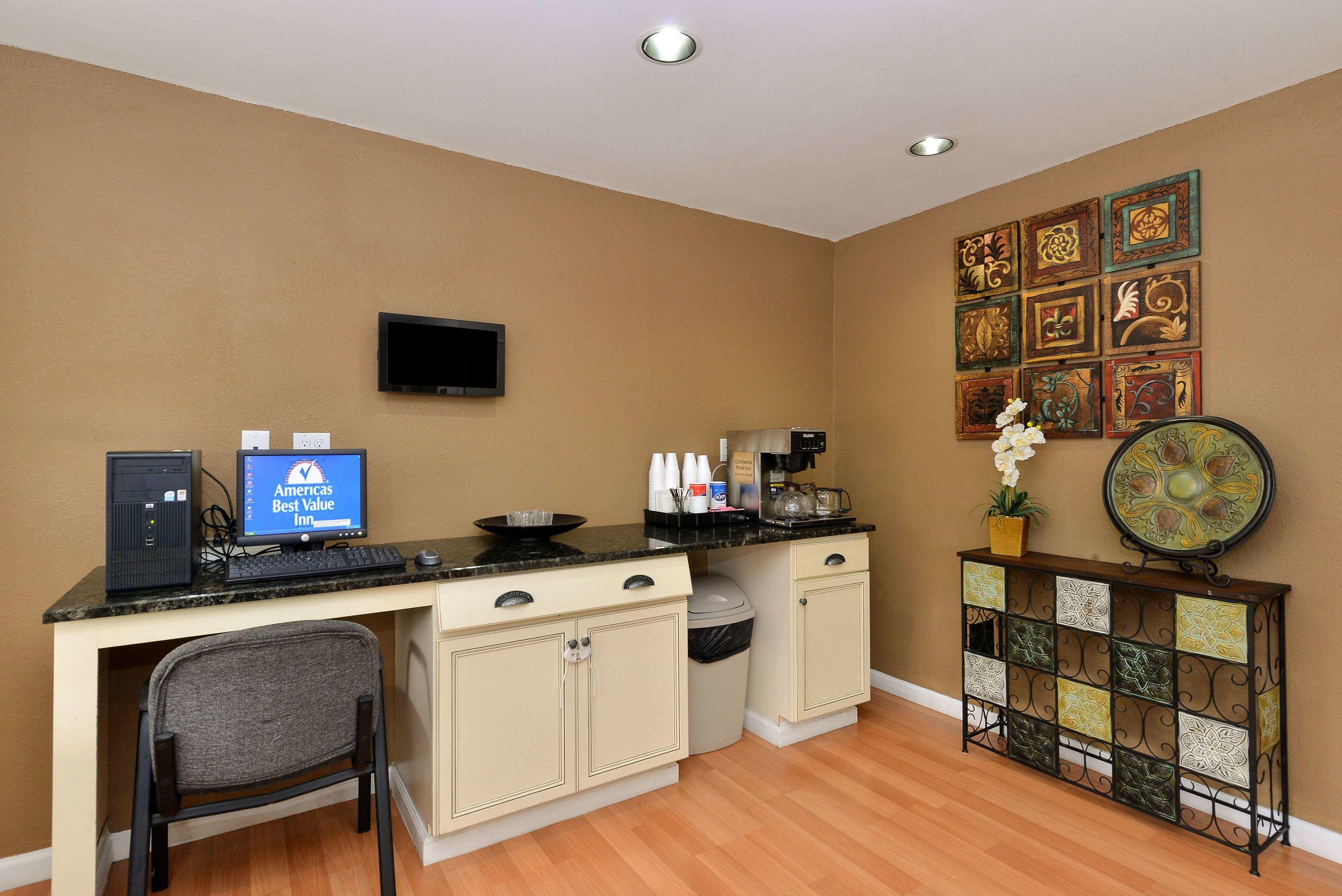 Americas Best Value Inn - Nashville/Downtown — photo 5