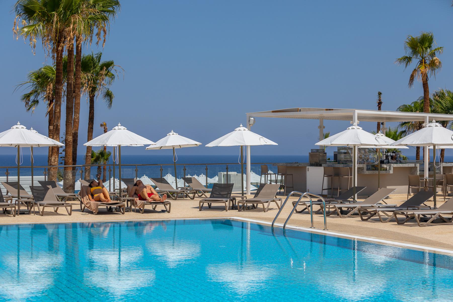 Leonardo Crystal Cove Hotel and Spa by the Sea — photo 5