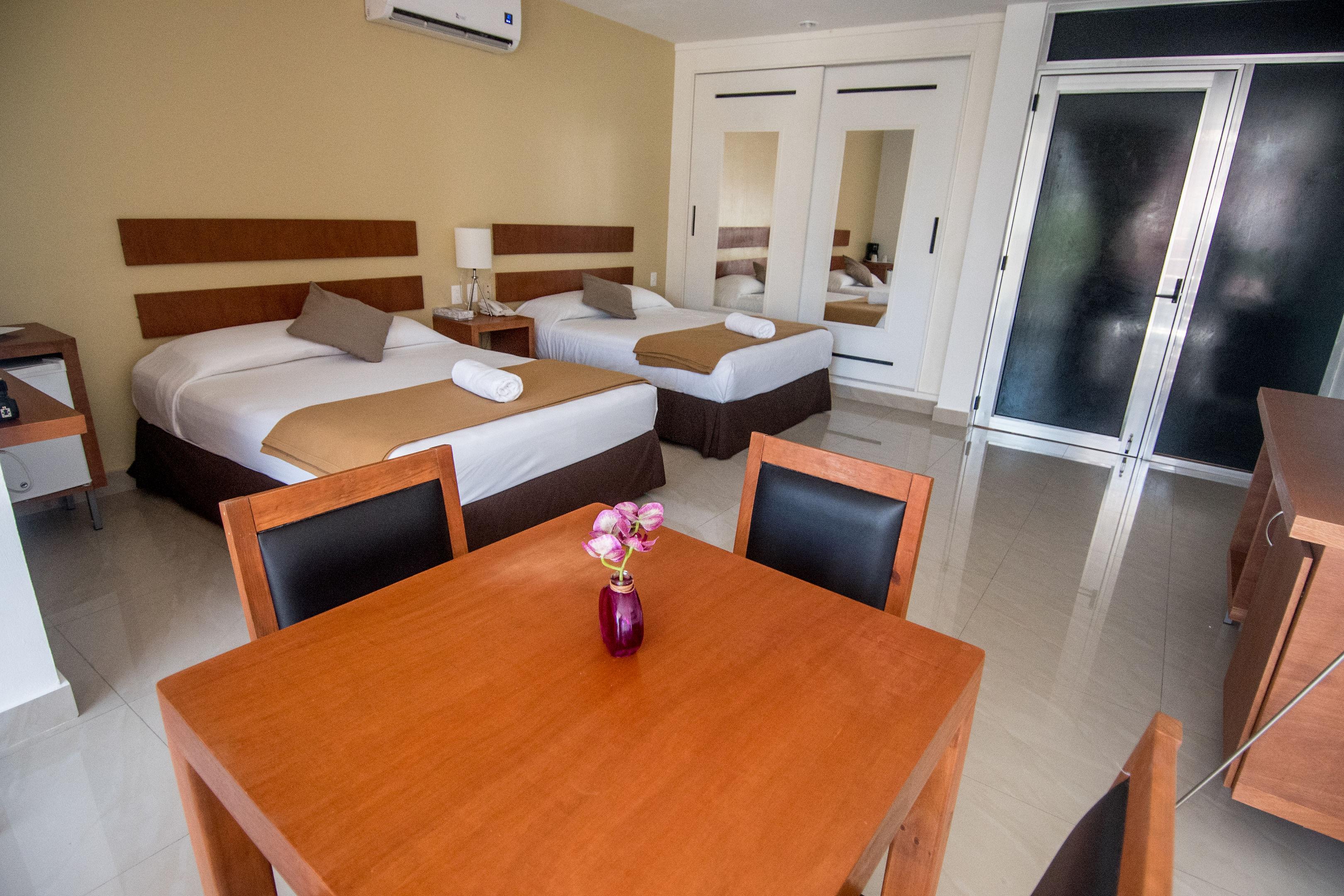 Sunrise 42 Suites — photo 3