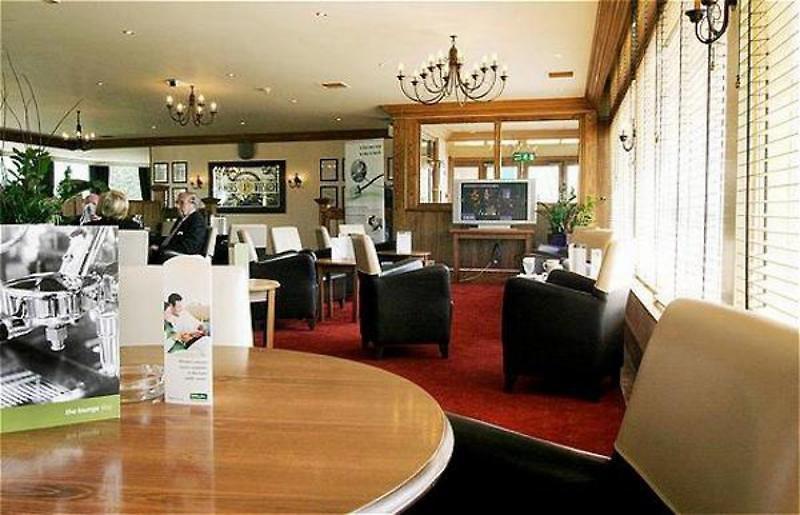 Best Western Chiswick Palace & Suites — photo 3