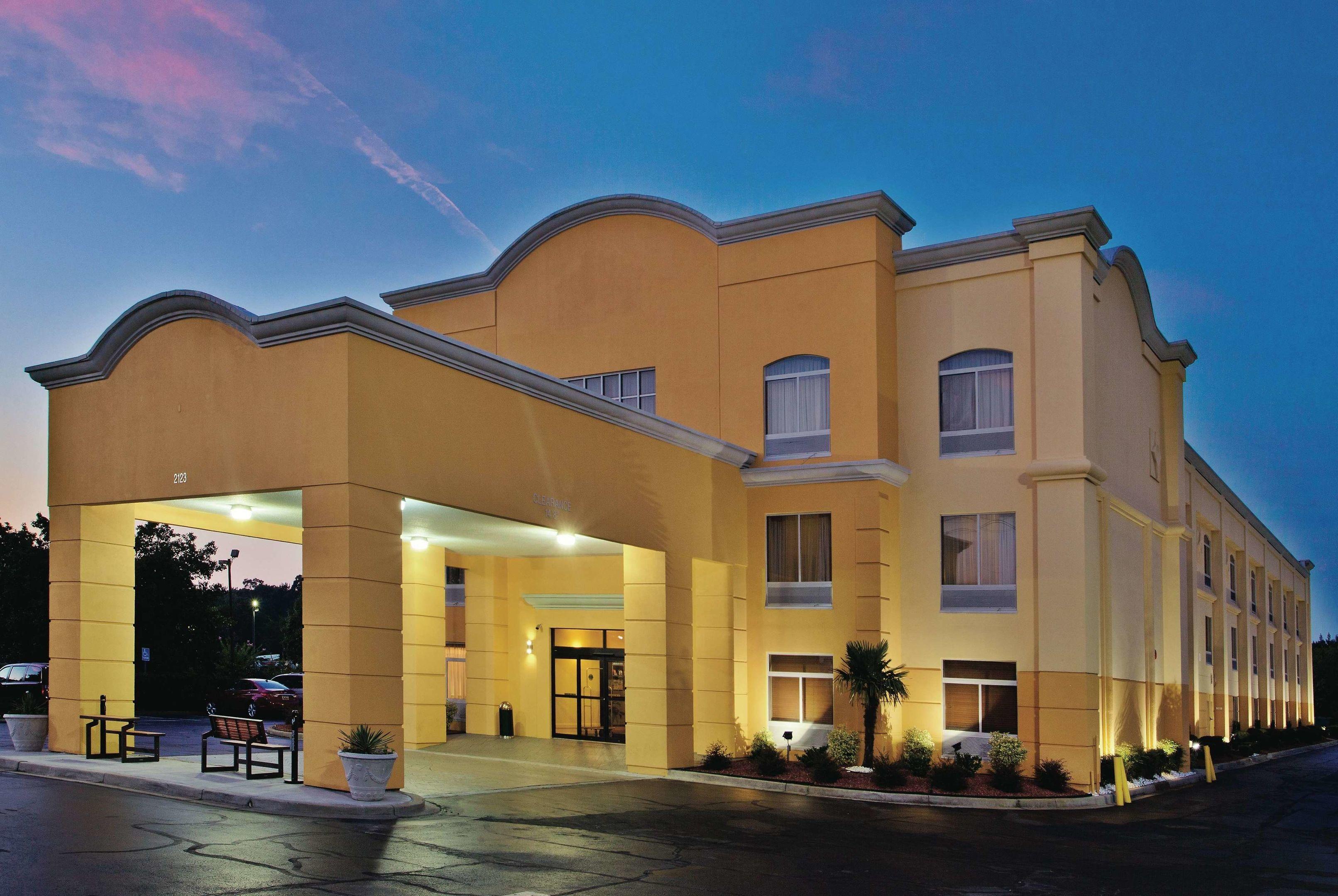 La Quinta Inn & Suites Florence — photo 5