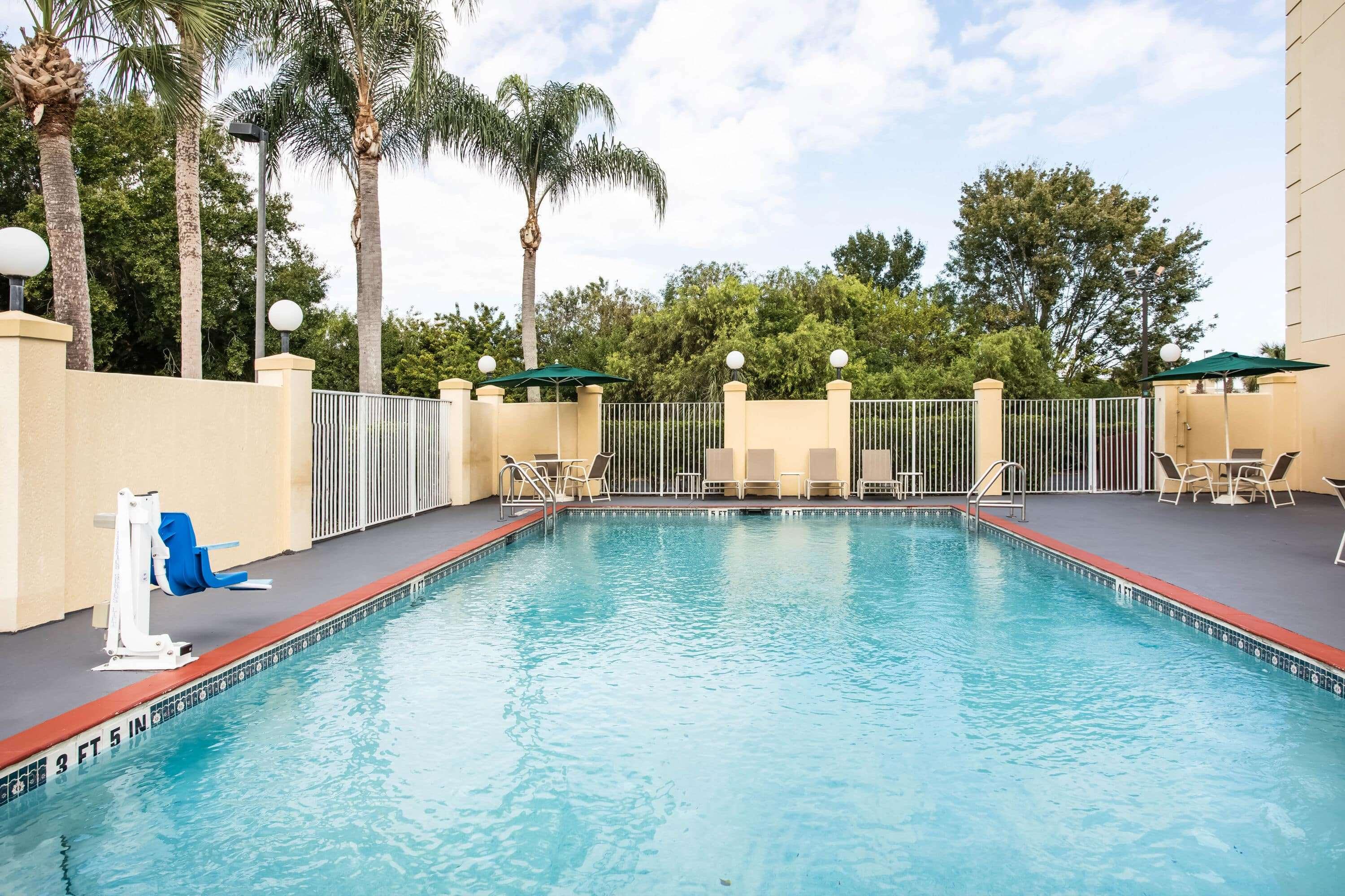 La Quinta Inn & Suites Melbourne Viera — photo 5