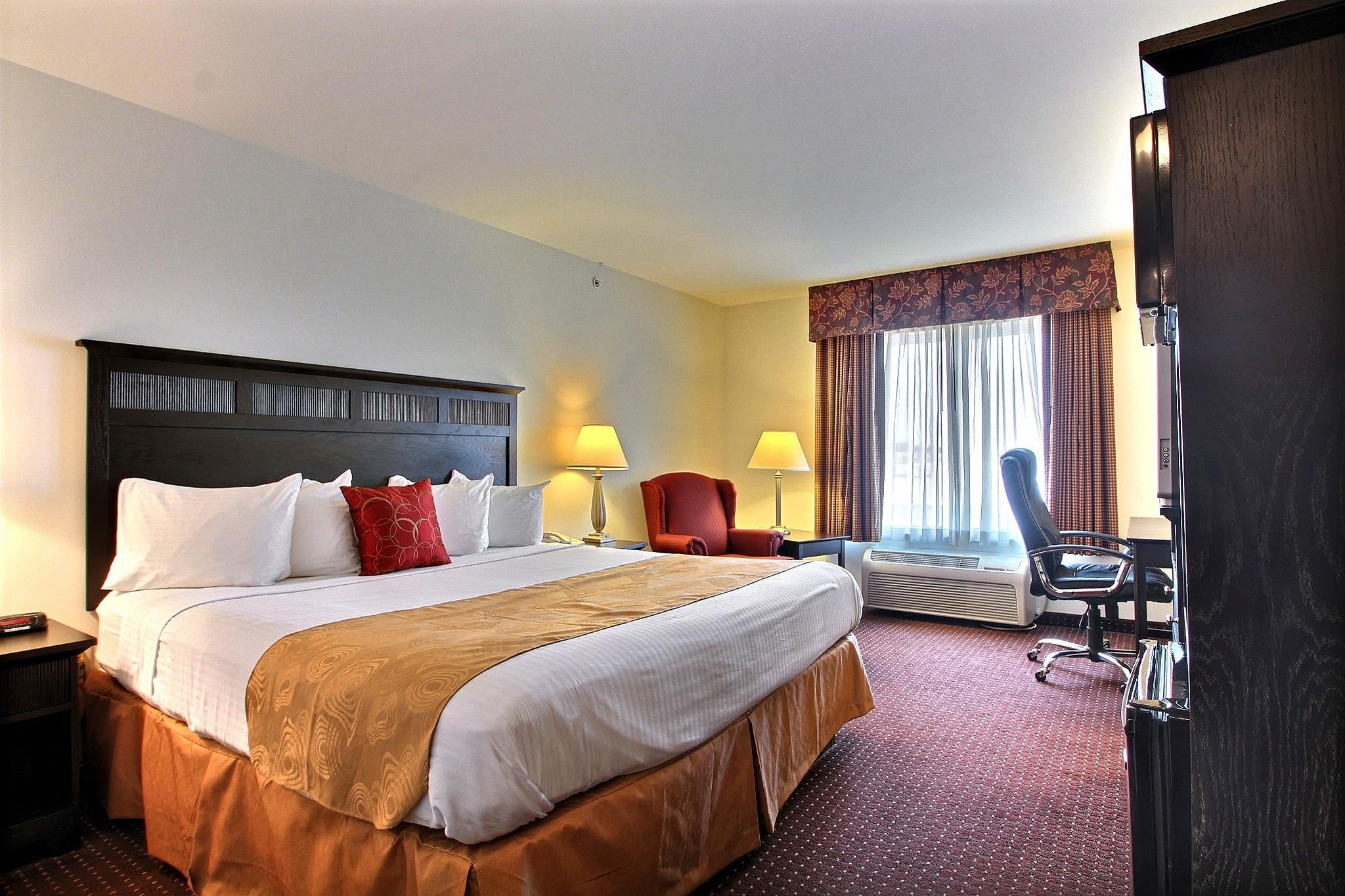 Best Western Legacy Inn & Suites Beloit-South Beloit — photo 4