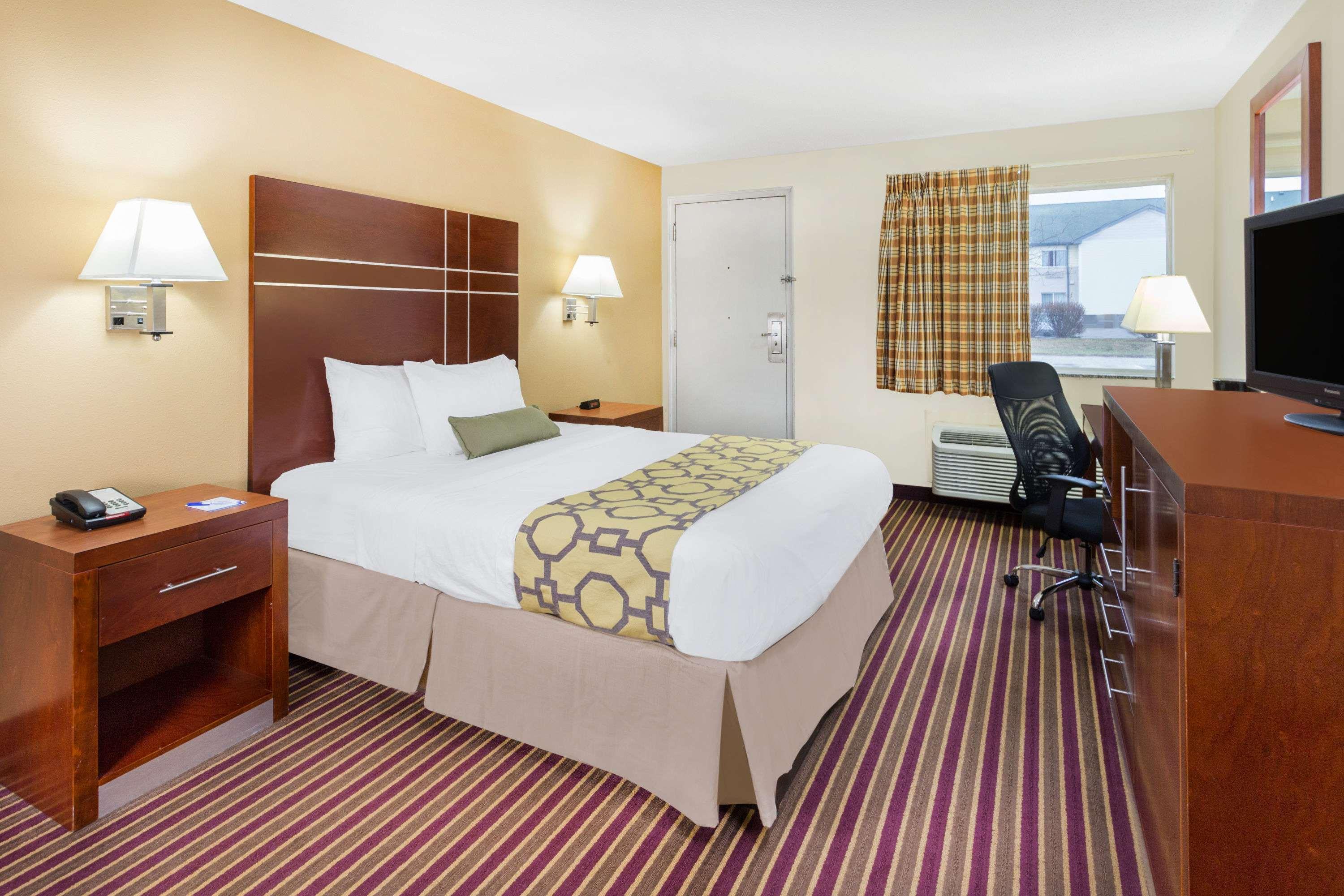 Baymont Inn & Suites Bowling Green — photo 4