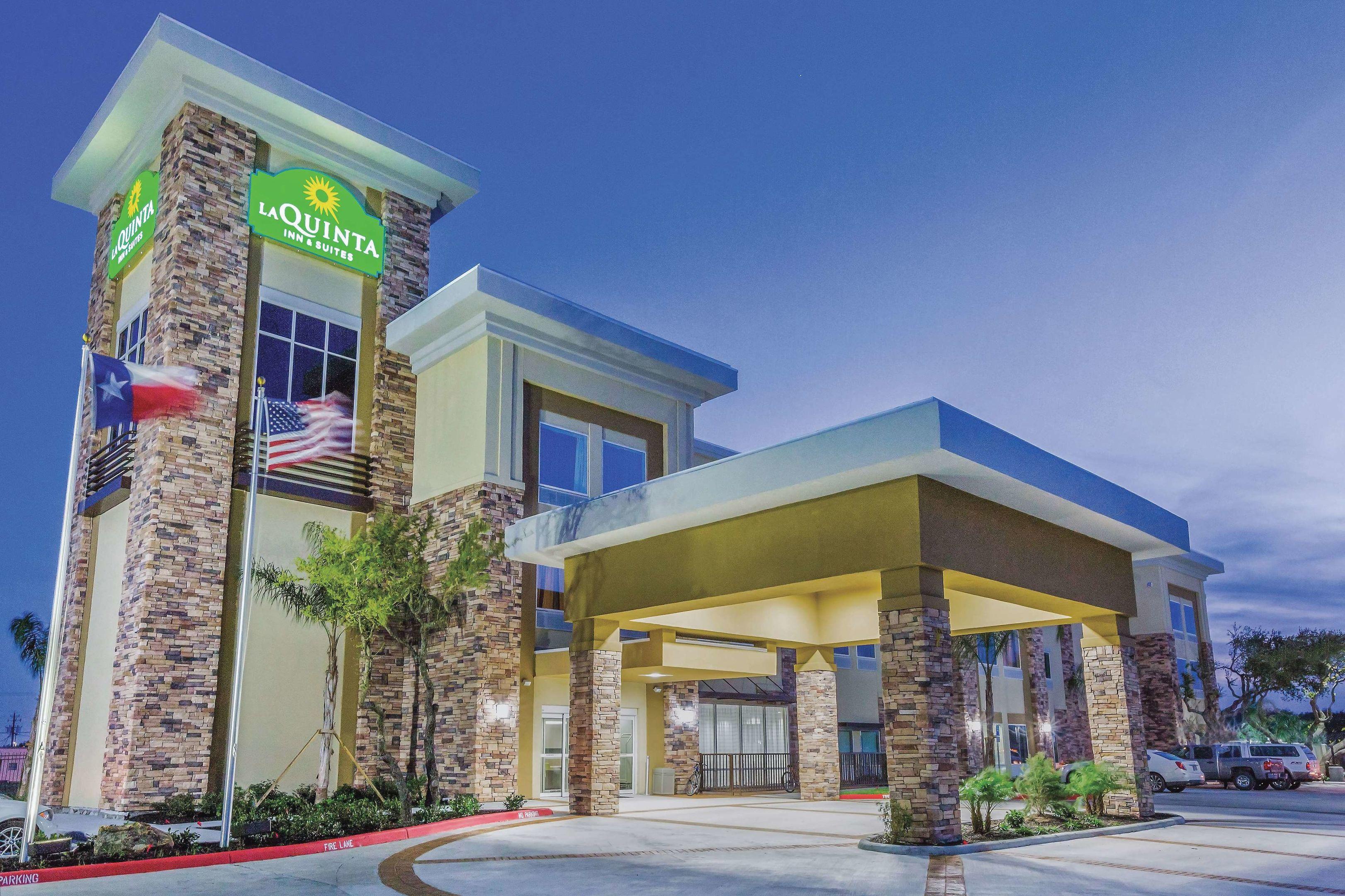 La Quinta Inn & Suites Rockport Fulton — photo 5