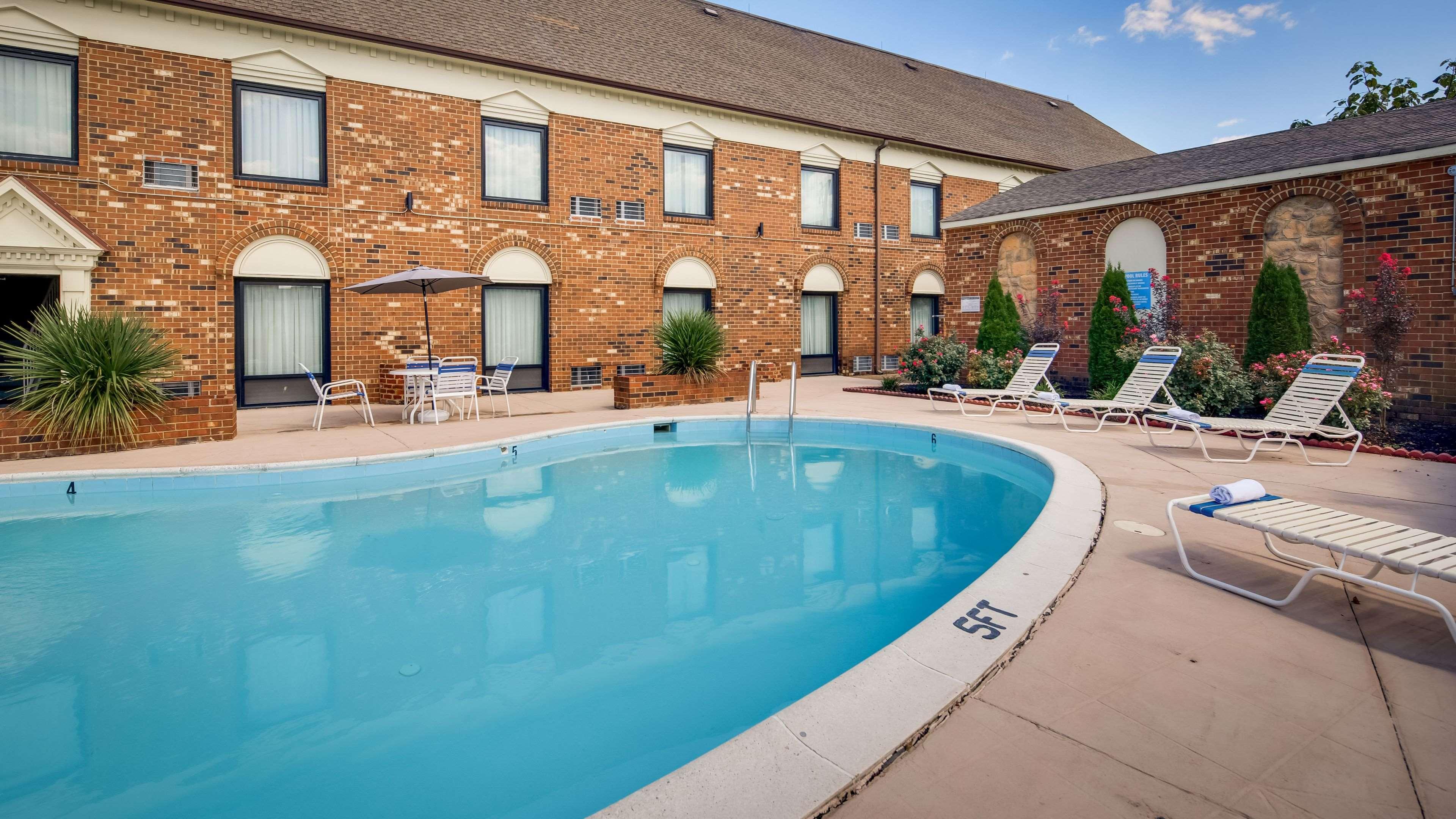 Best Western Plus Governor's Inn — photo 5