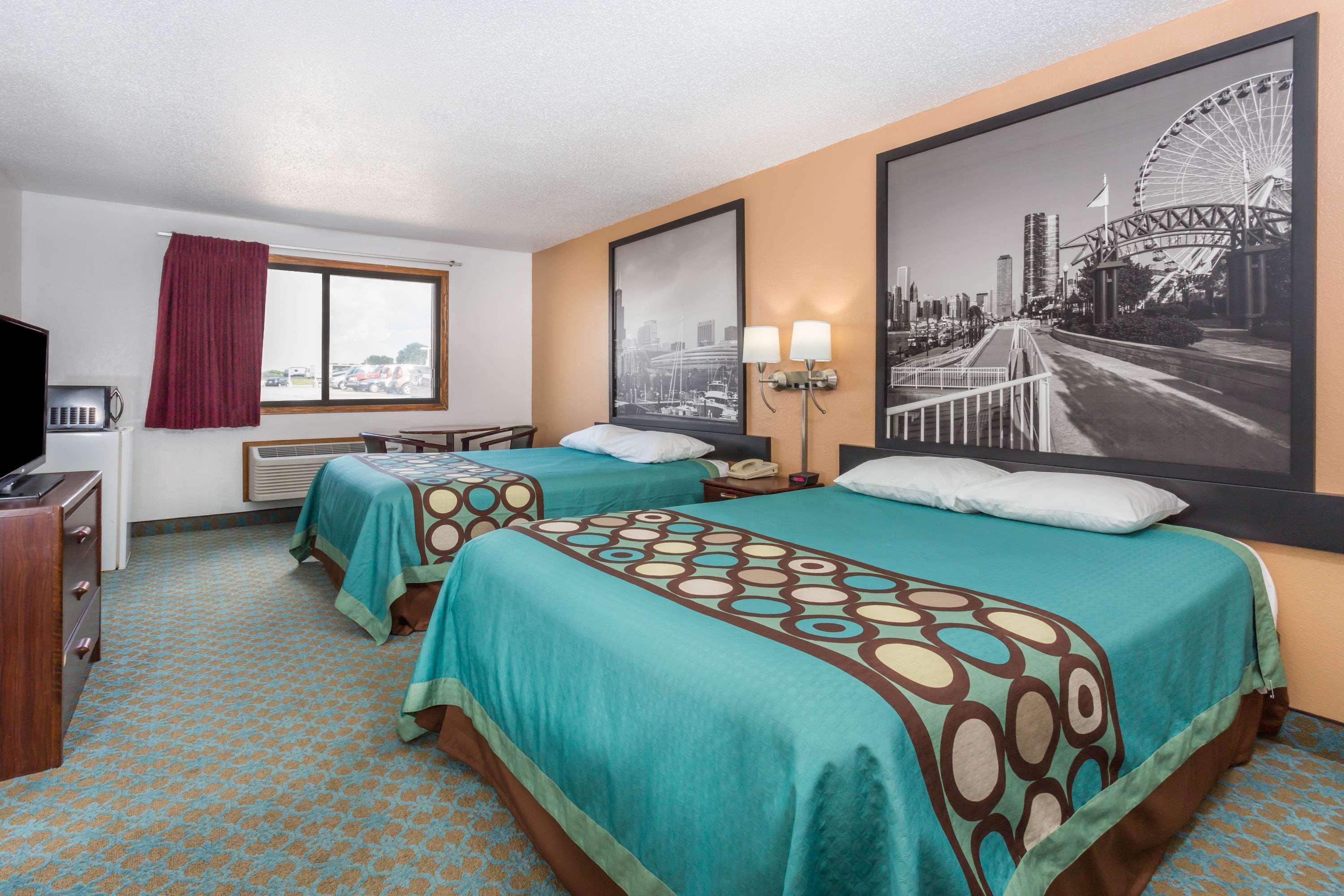 Super 8 by Wyndham Bourbonnais/Kankakee Area — photo 5