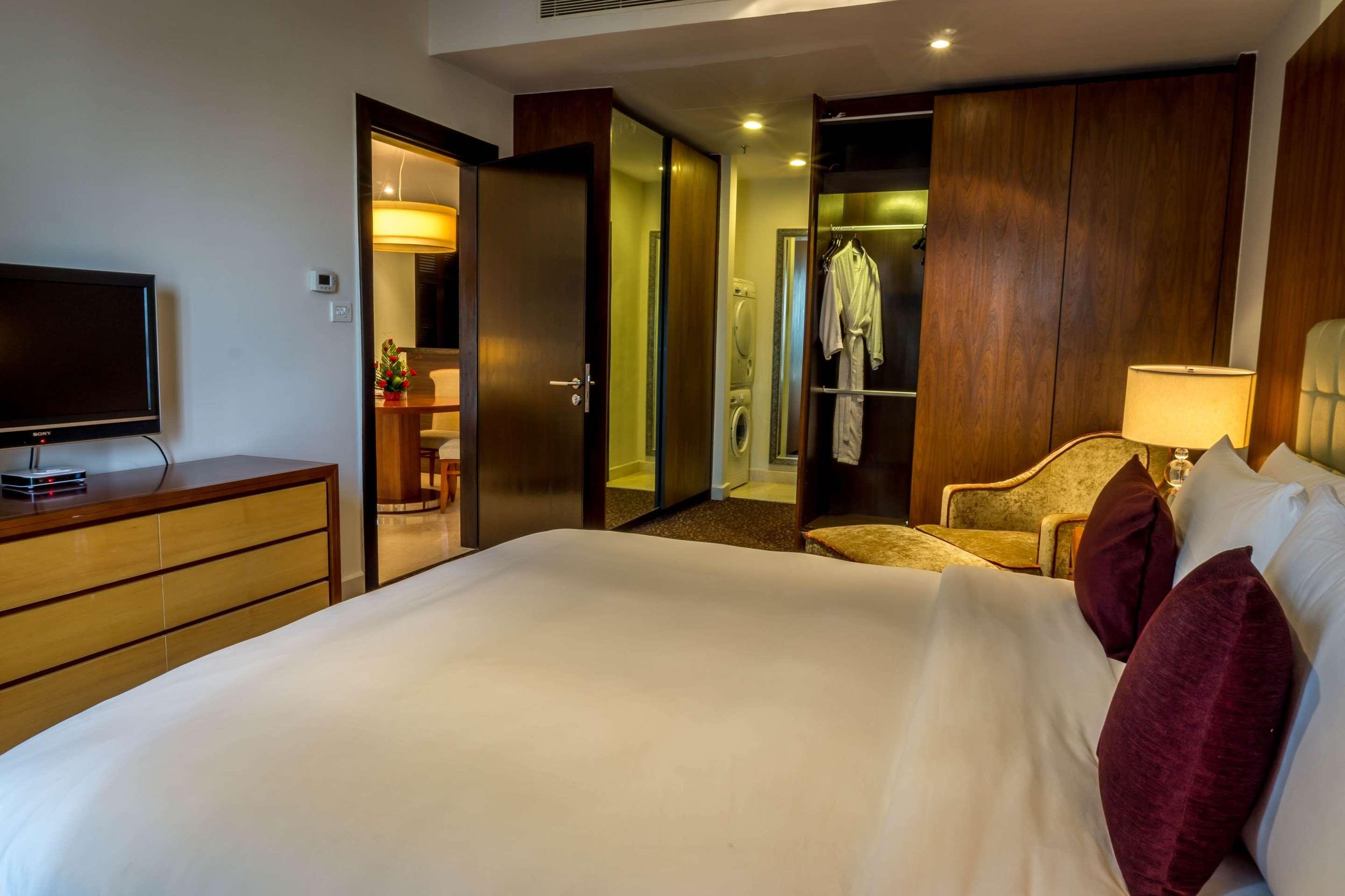 Oakwood Premier Prestige Bangalore — photo 3