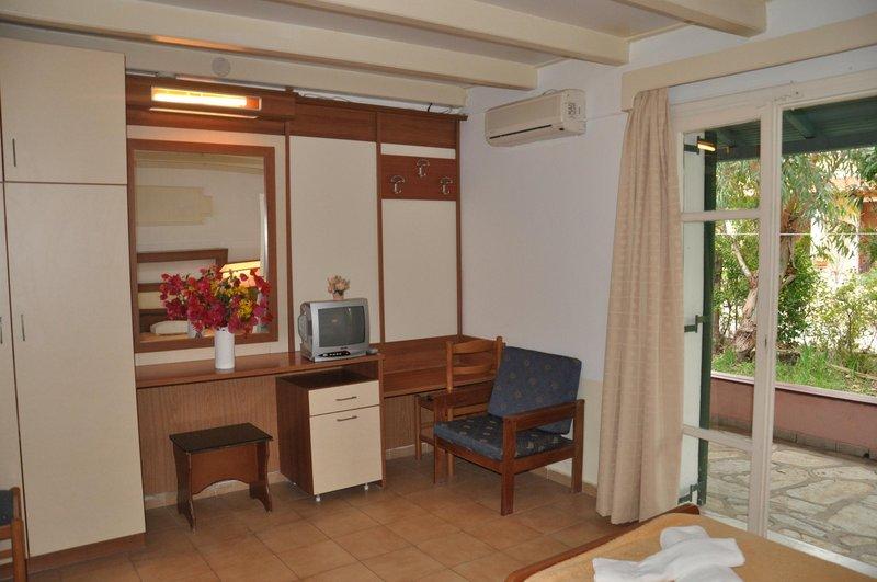 Tassos Apartments — photo 5
