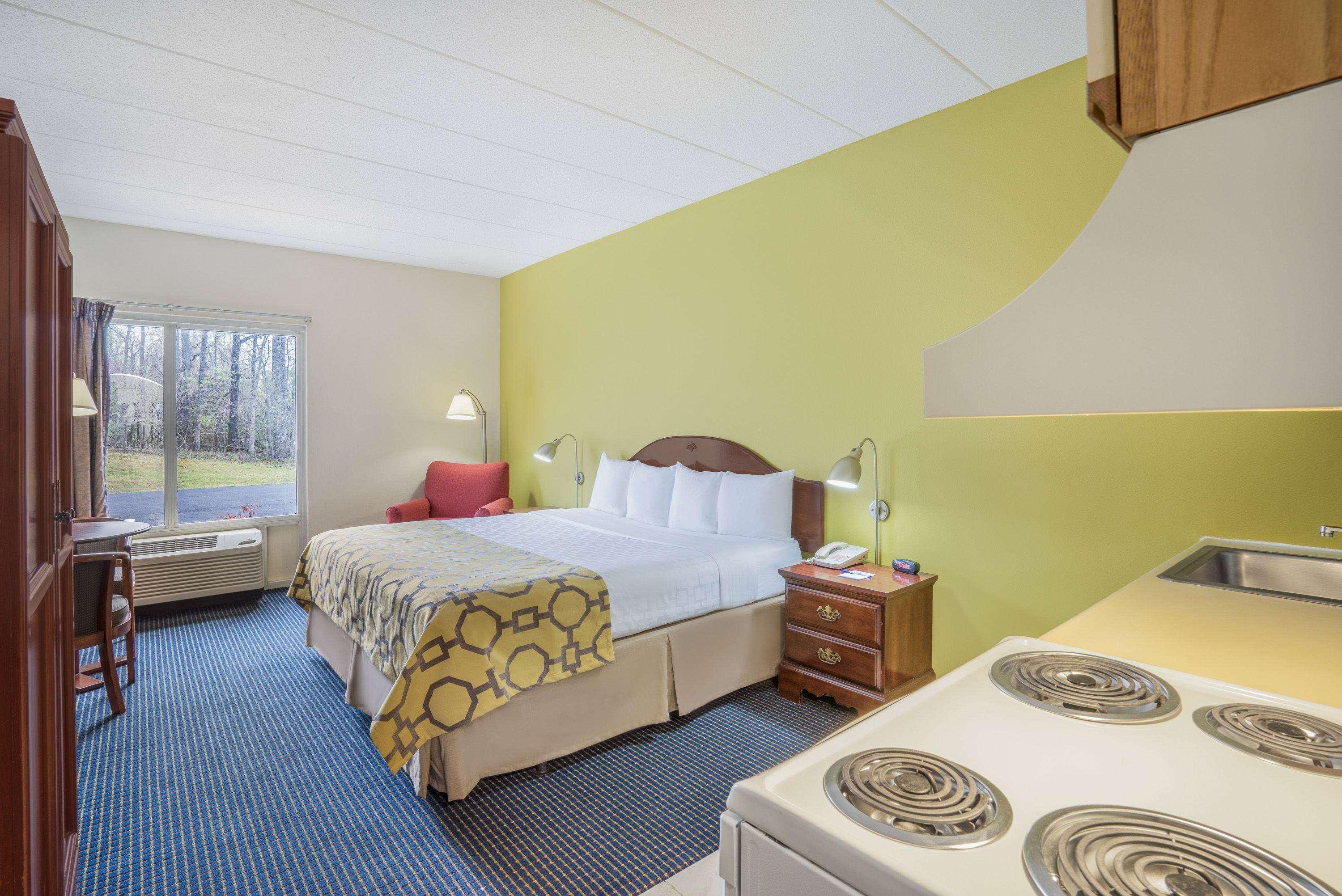 Baymont Inn & Suites Warrenton — photo 4