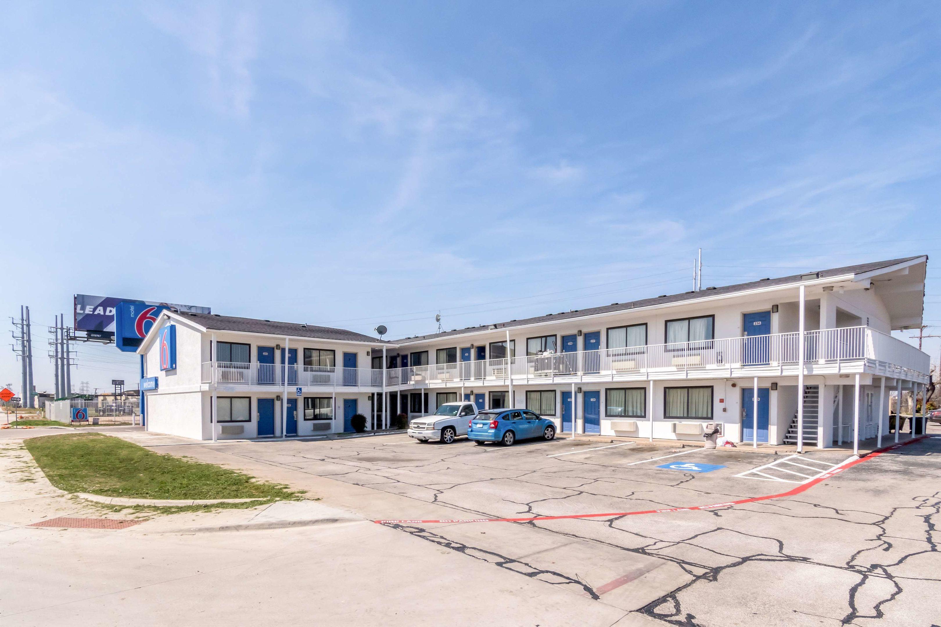 Motel 6 Ft Worth North — photo 4