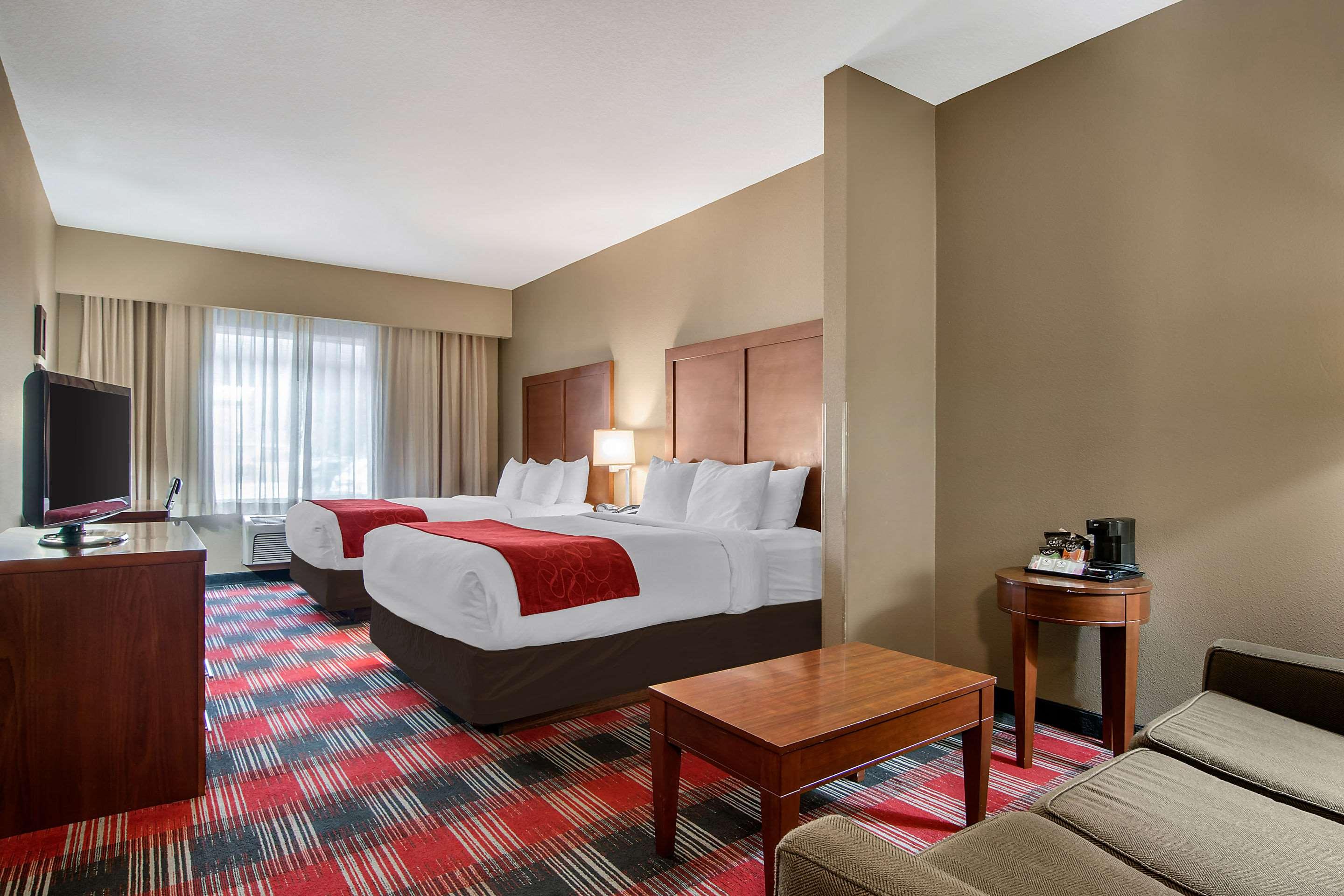 Comfort Suites Vancouver — photo 5