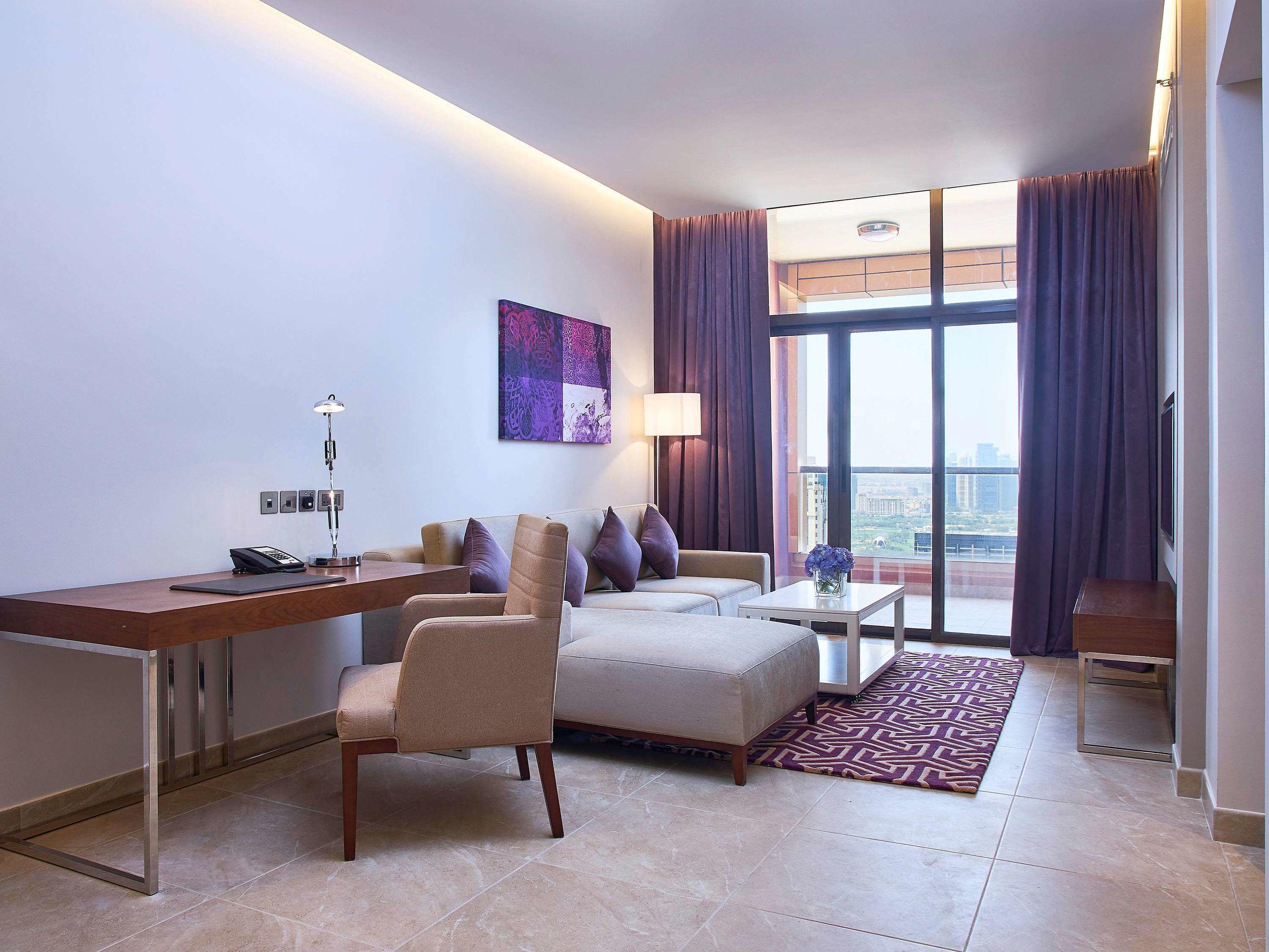 Mercure Dubai Barsha Heights Hotel Suites — photo 4
