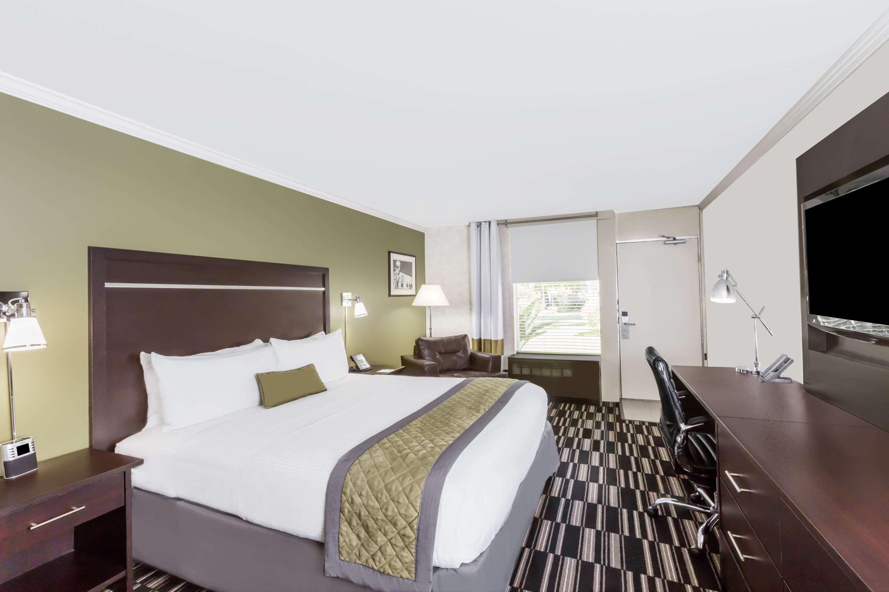 Wyndham Garden San Jose Airport — photo 5