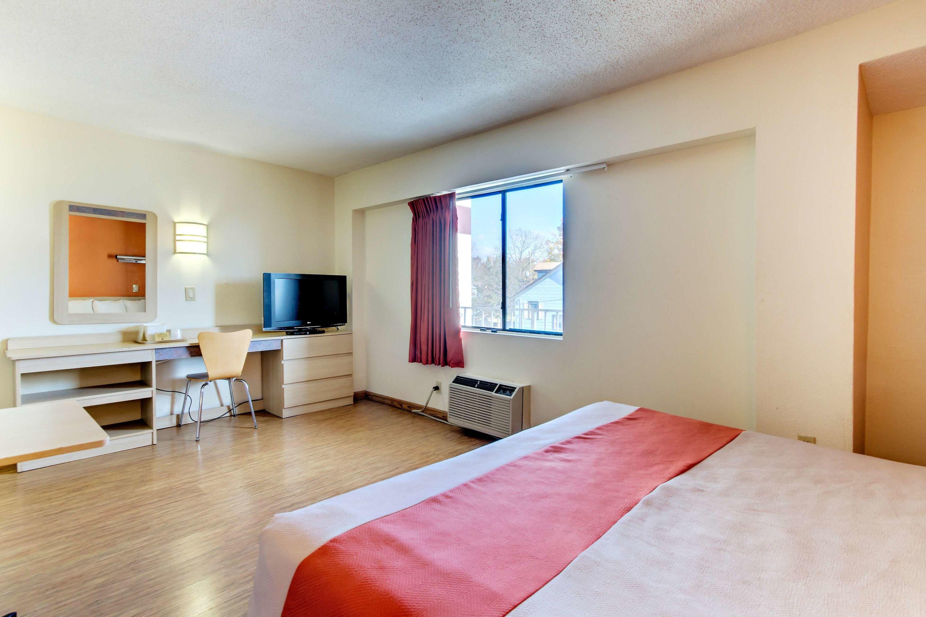 Motel 6 Washington — photo 4