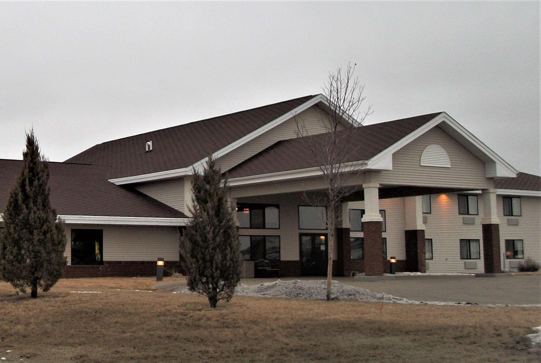 AmericInn Lodge & Suites Beulah — photo 5