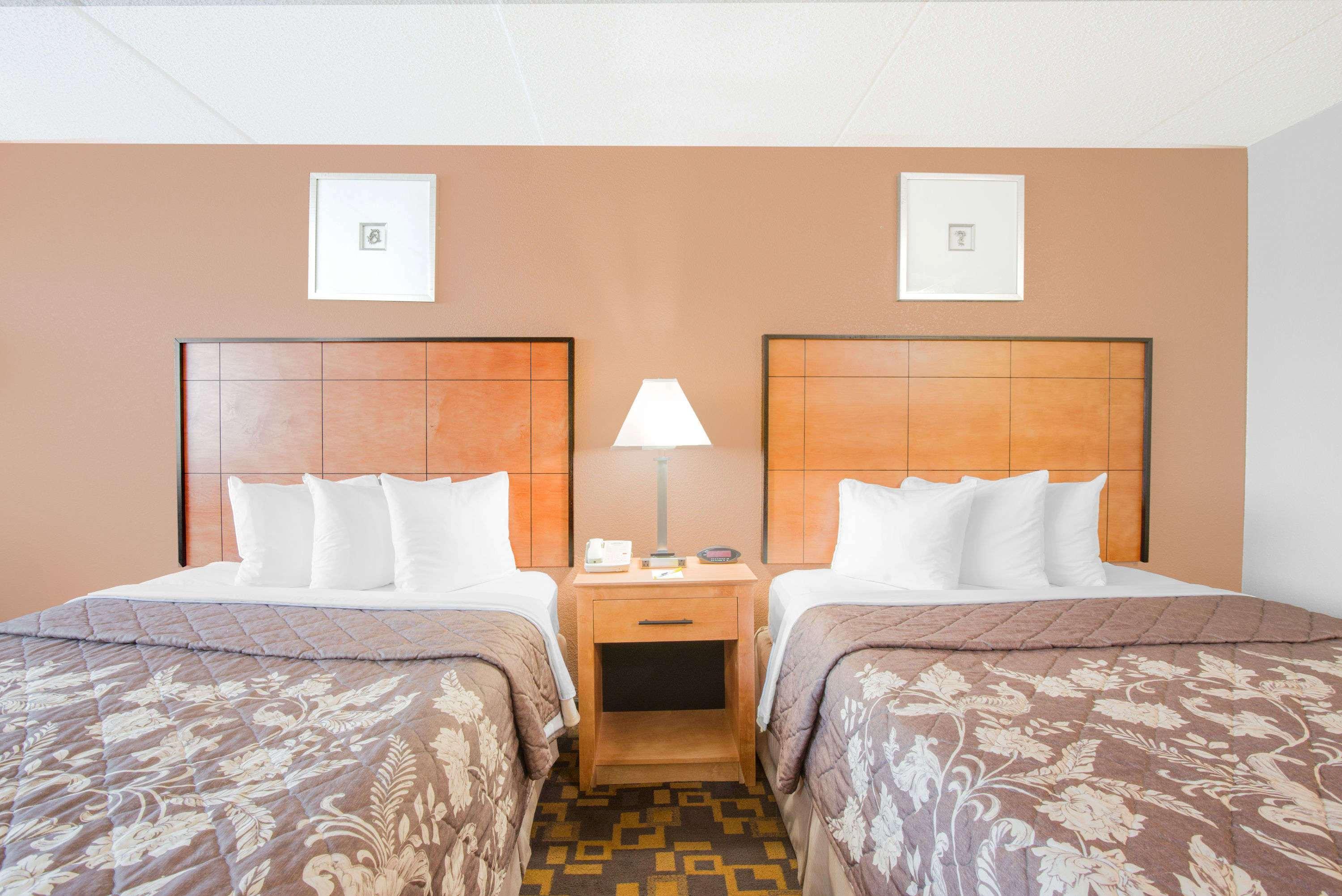 Days Inn Gettysburg — photo 4