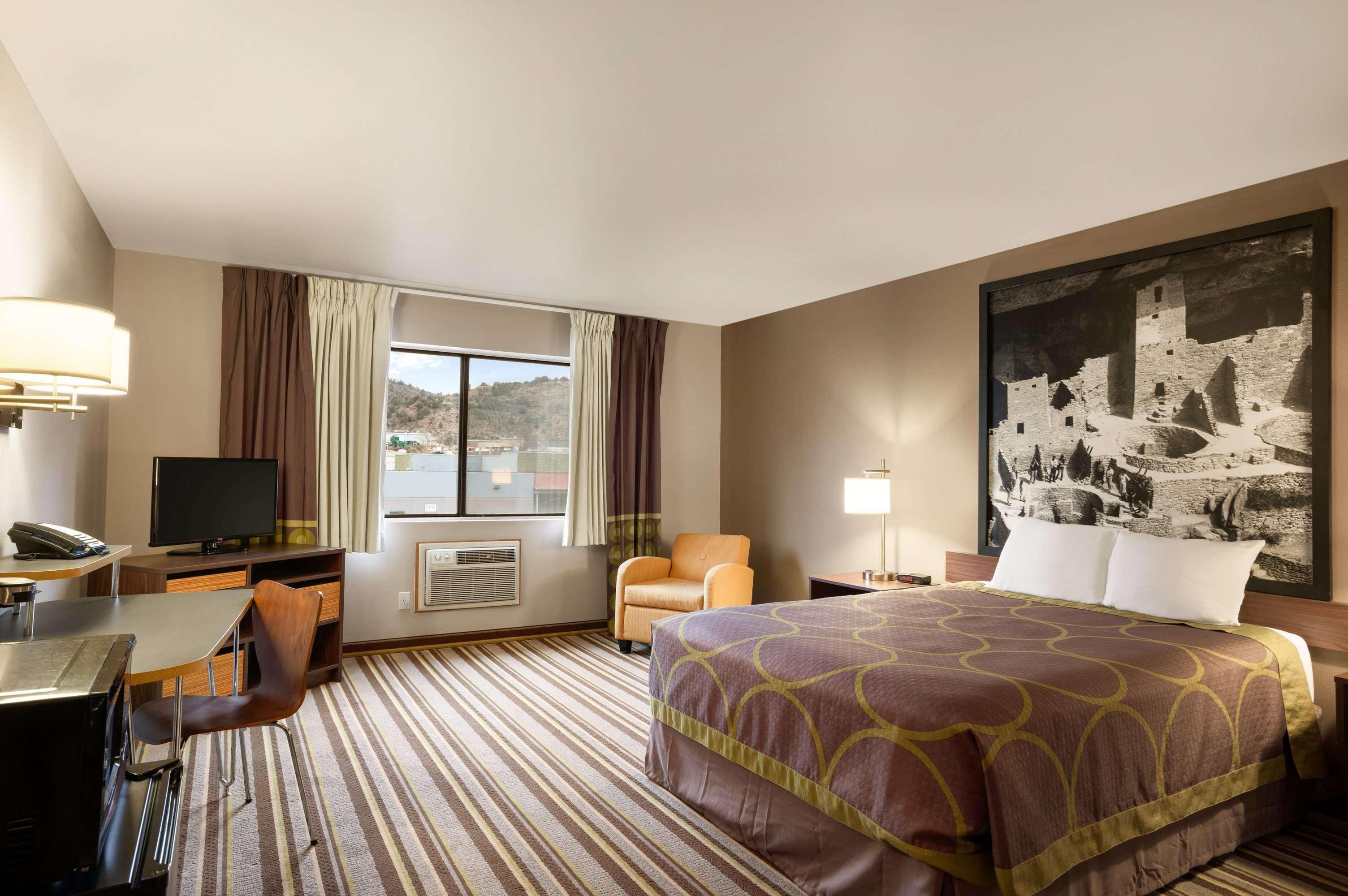 Super 8 by Wyndham Durango — photo 4