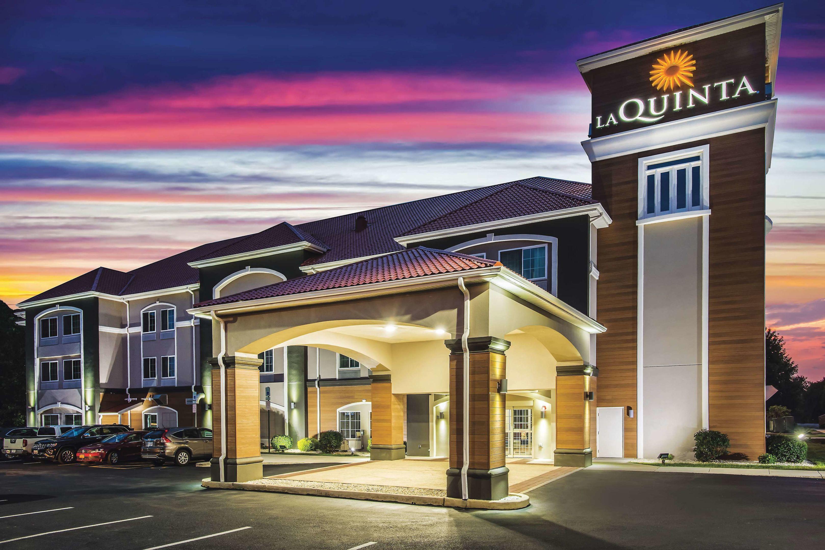 La Quinta Inn & Suites Chambersburg — photo 3