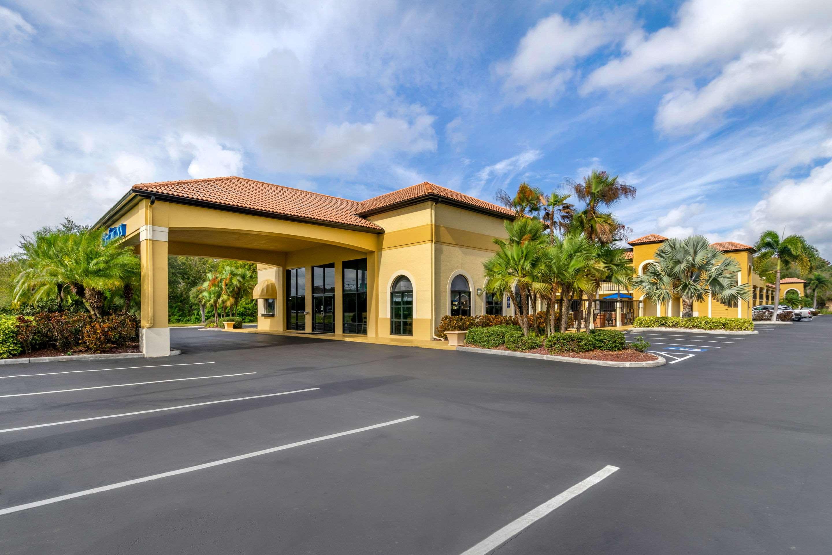 Comfort Inn — photo 4